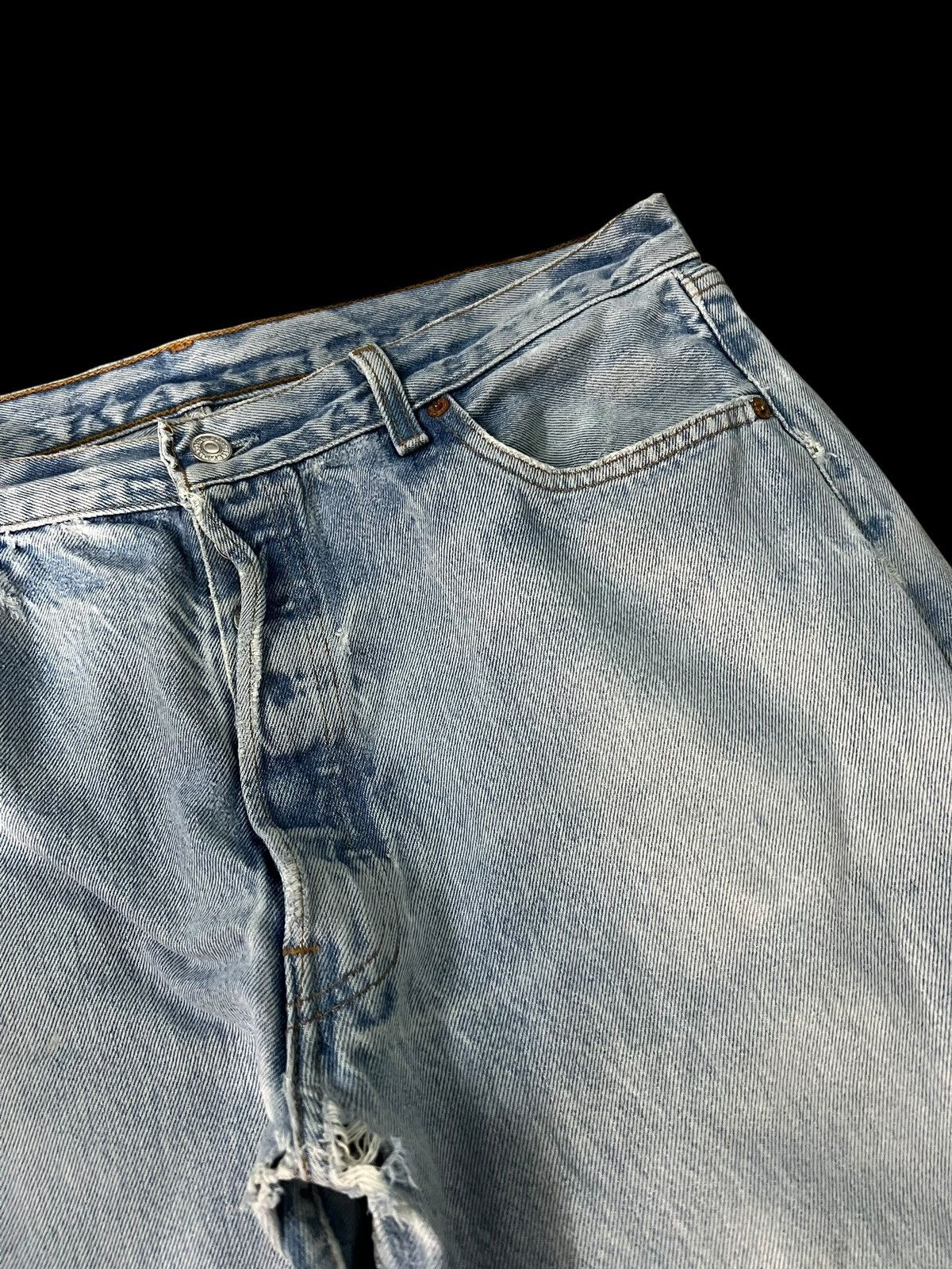 Levi's Vintage Levi’s 501xx Distress Faded Ripped Jean Size US 35 - 9 Thumbnail