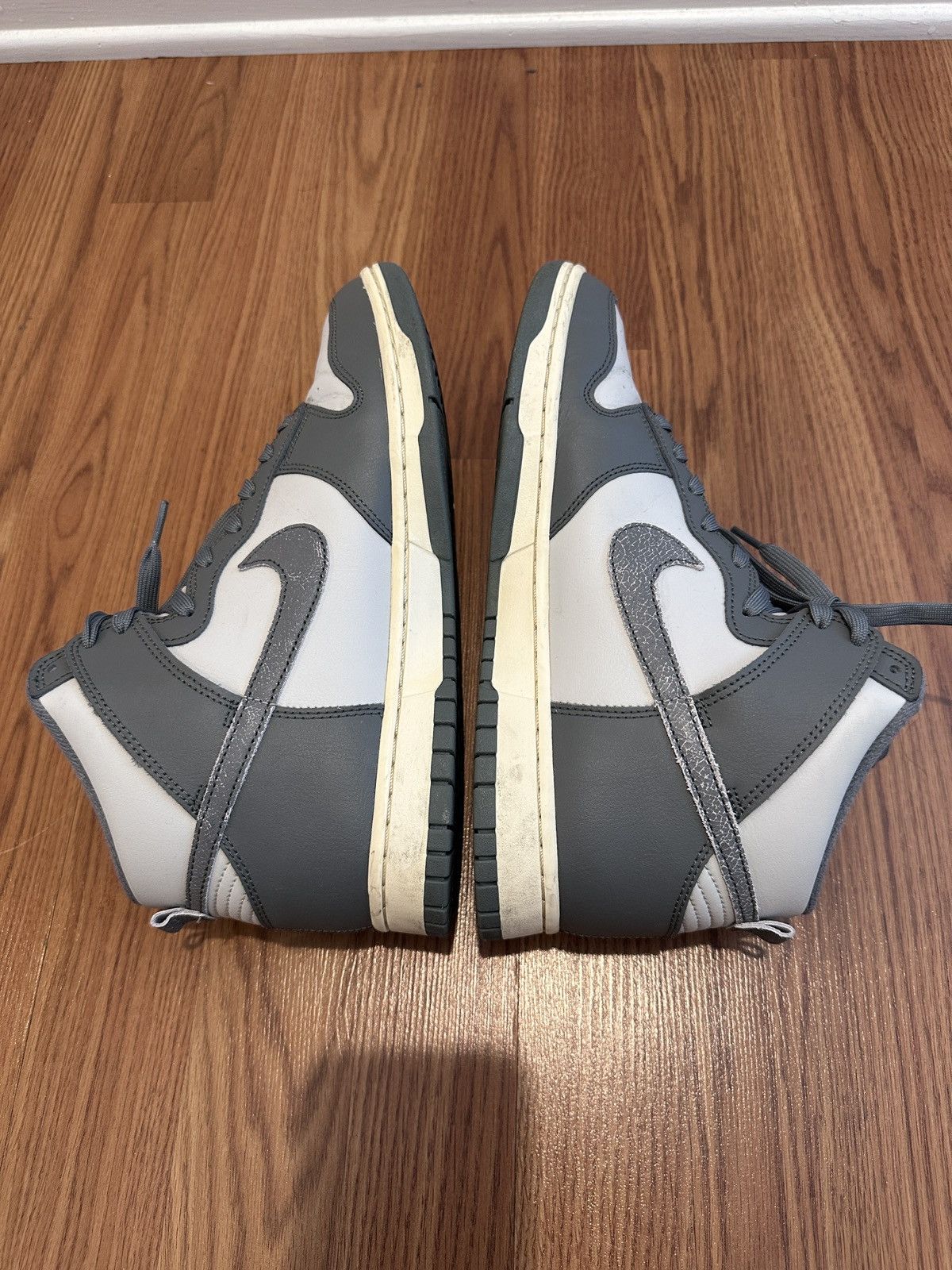 Nike Dunk High Retro SE Size US 10 / EU 43 - 4 Thumbnail
