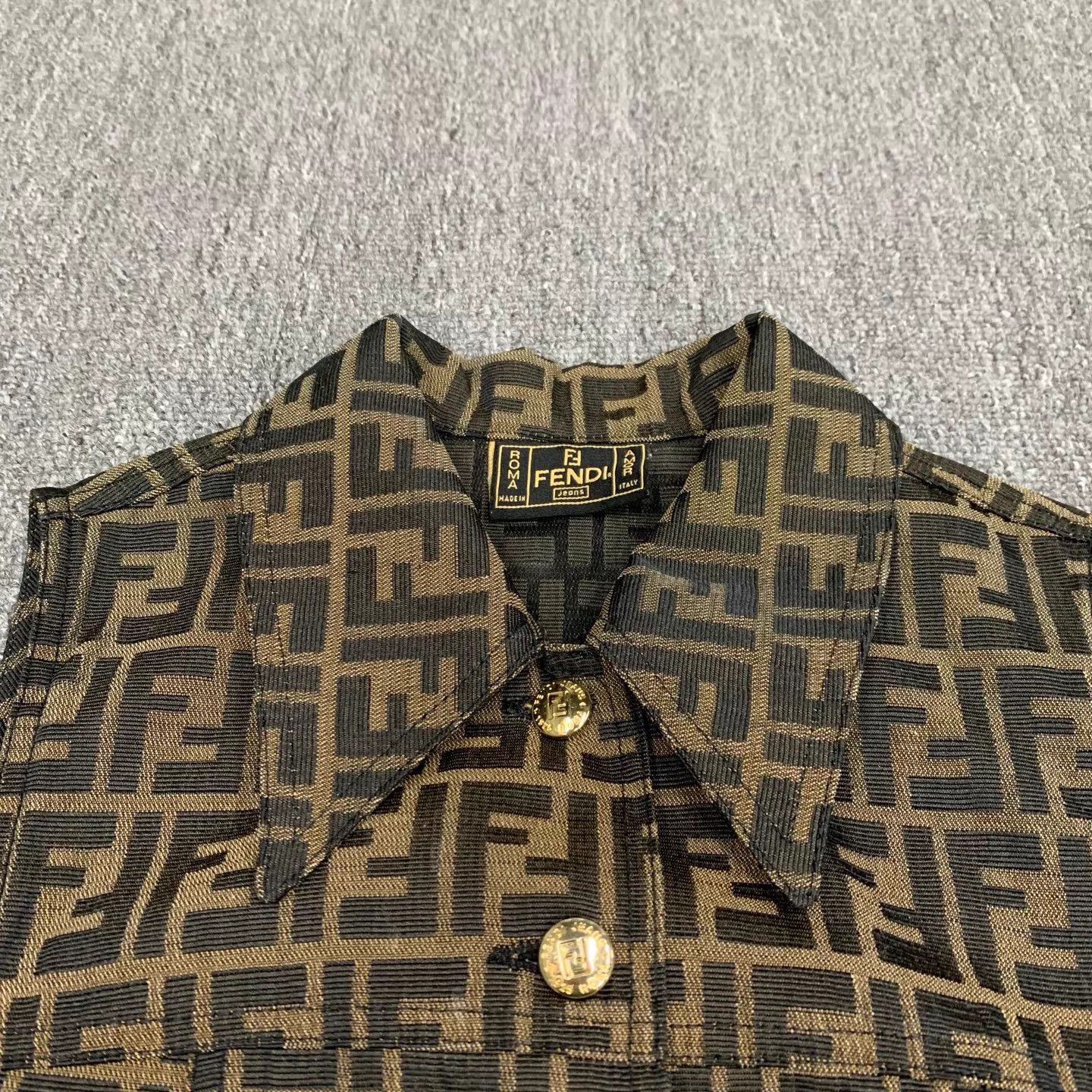 Fendi Fendi Brown FF Monogram Shirt Vest 32 9/10 Size XXS / US 00 / IT 34 - 9 Thumbnail