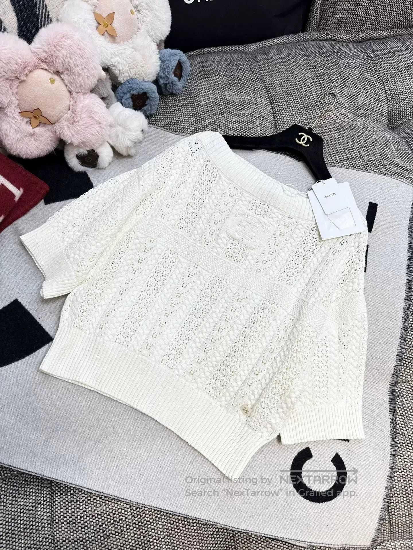 Chanel coco beach white knit top by chanel. Size US M / EU 48-50 / 2 - 1 Thumbnail