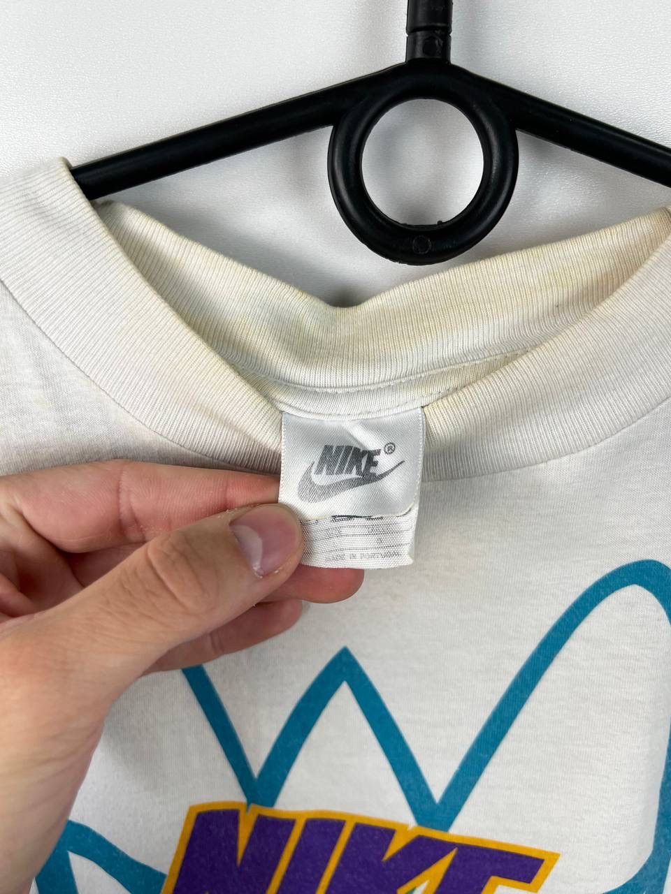 Nike × Vintage Nike International 90s streetwear vintage t-shirts size L Size US L / EU 52-54 / 3 - 5 Thumbnail