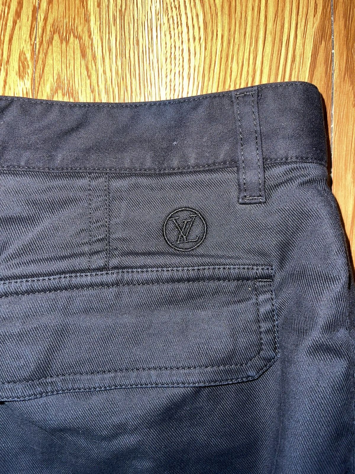 Louis Vuitton Louis Vuitton Cargo Dress Pant Black size 40 LV Size US 40 / EU 56 - 7 Thumbnail