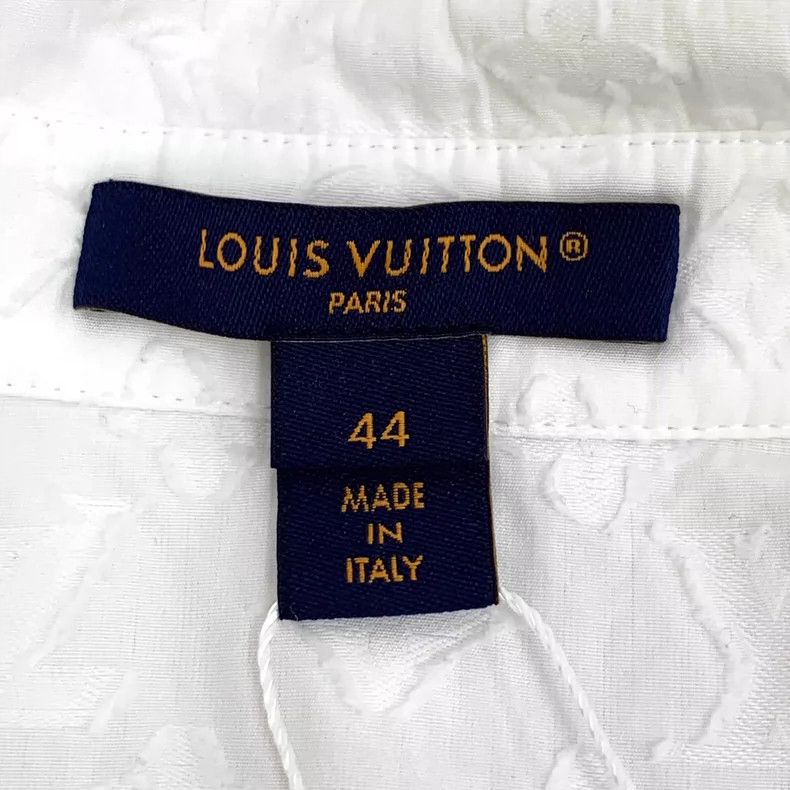 Louis Vuitton Louis Vuitton 22 white logo embossed full-print cotton lap Size M / US 6-8 / IT 42-44 - 5 Thumbnail