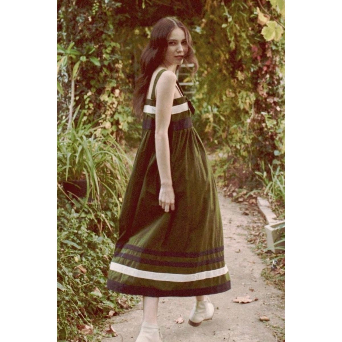 THE GREAT The Great. Horizon Dress in Army size M $295 Size M / US 6-8 / IT 42-44 - 2 Thumbnail