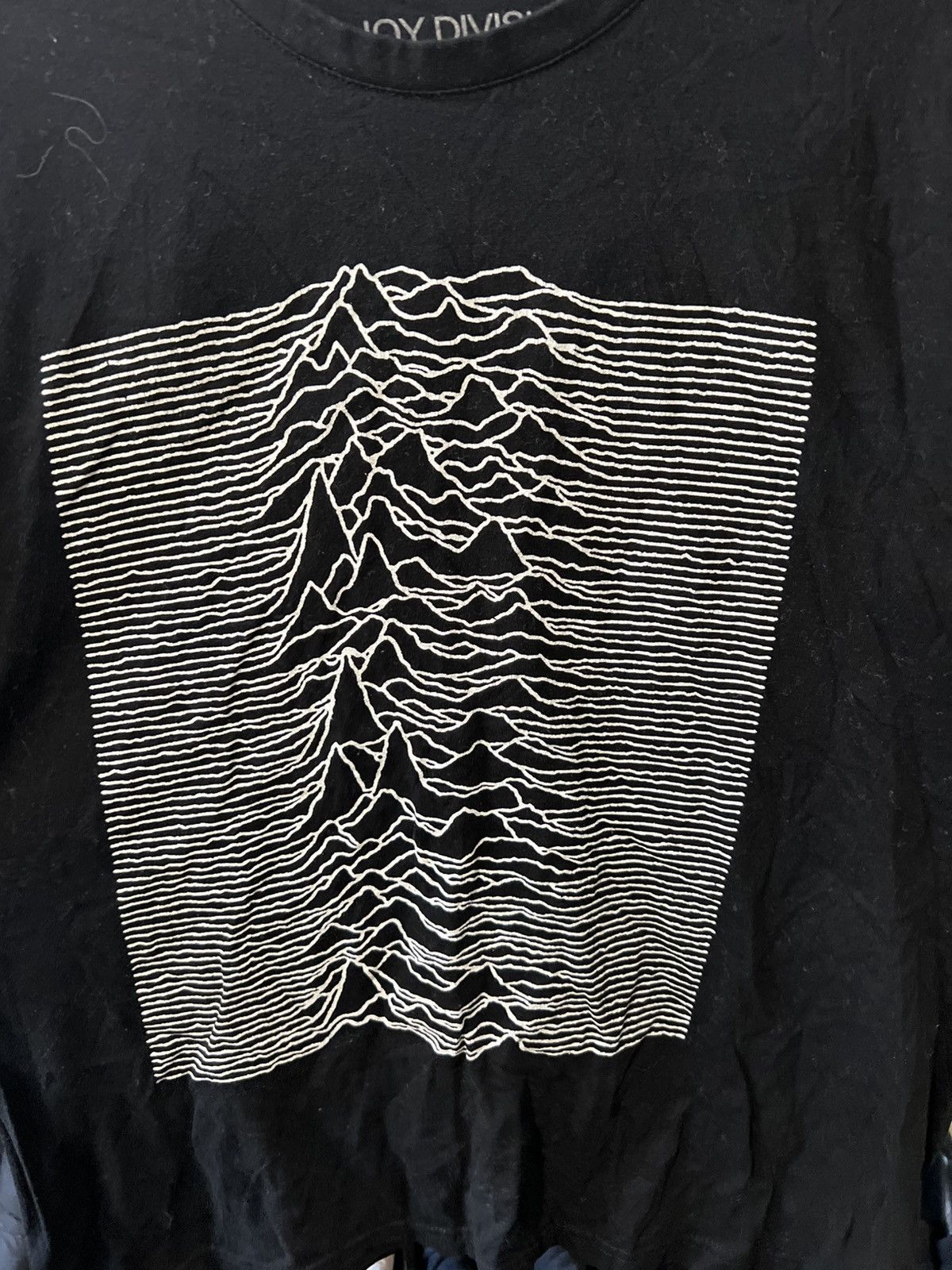 Band Tees VINTAGE JOY DIVISION UNKNOWN PLEASURES BAND ROCK TOUR TEE Size US M / EU 48-50 / 2 - 3 Thumbnail