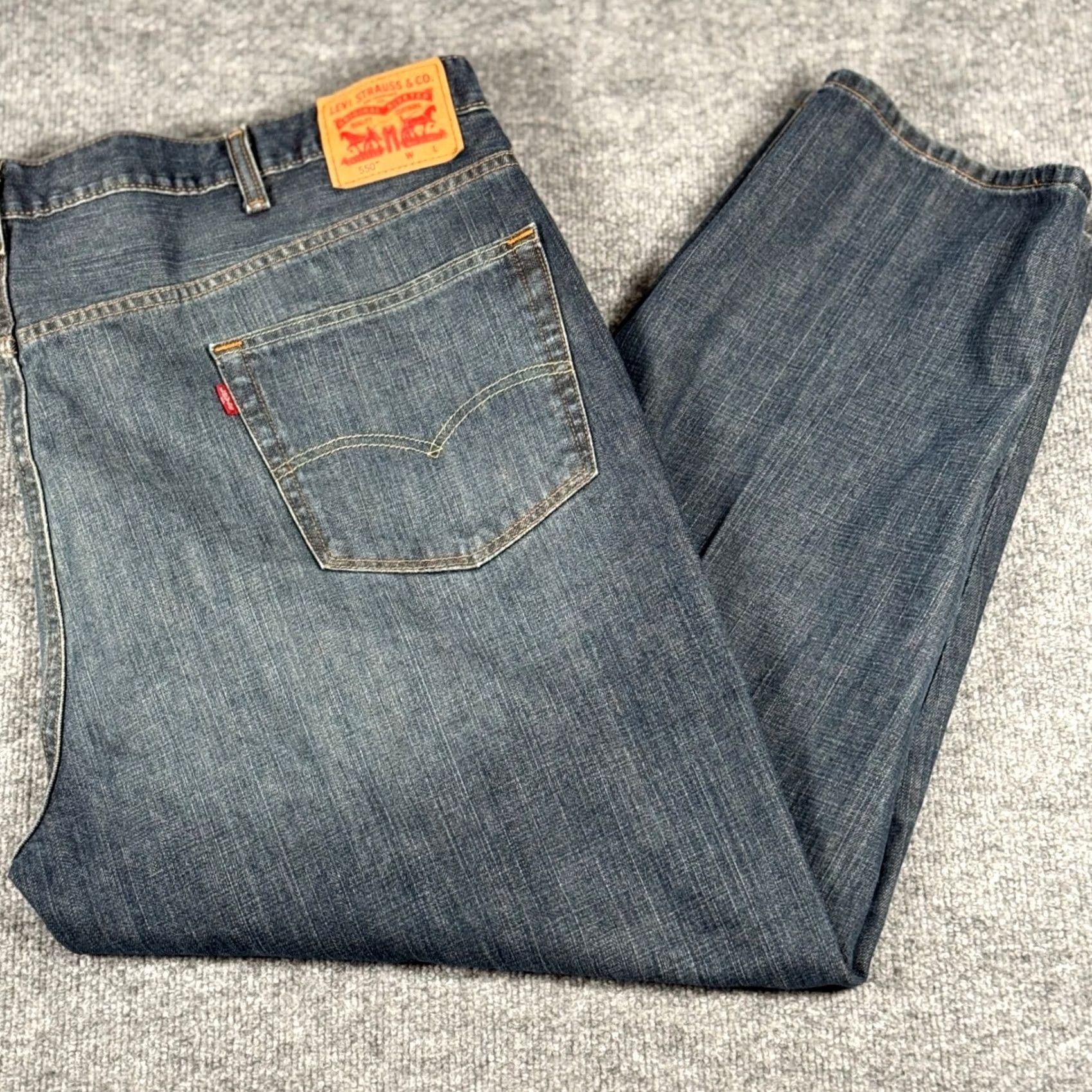 Levi's VINTAGE Levi's Jeans 550 Relaxed Fit Dark Wash Denim 29in Inseam 50 Waist Men Jeans 5-Pocket Size US 34 / EU 50 - 2 Thumbnail