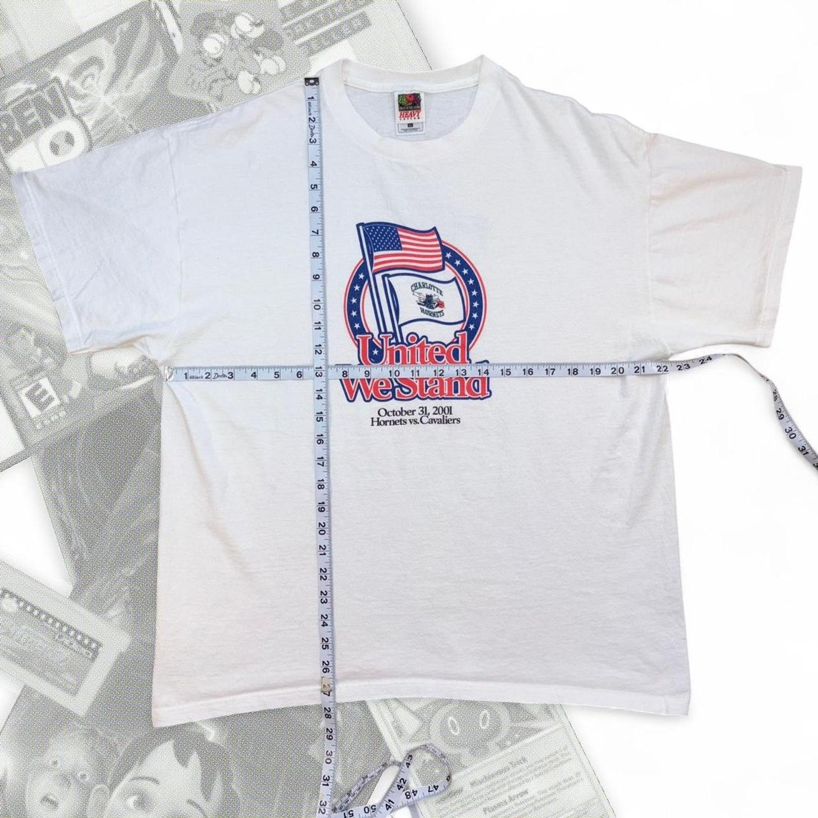 NBA White Vintage NBA CLT Hornets Vs Cleveland Cavaliers Tee Size US XL / EU 56 / 4 - 6 Thumbnail