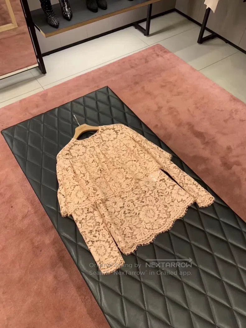 Valentino Valentino Nude pink lace top Size S / US 4 / IT 40 - 1 Thumbnail