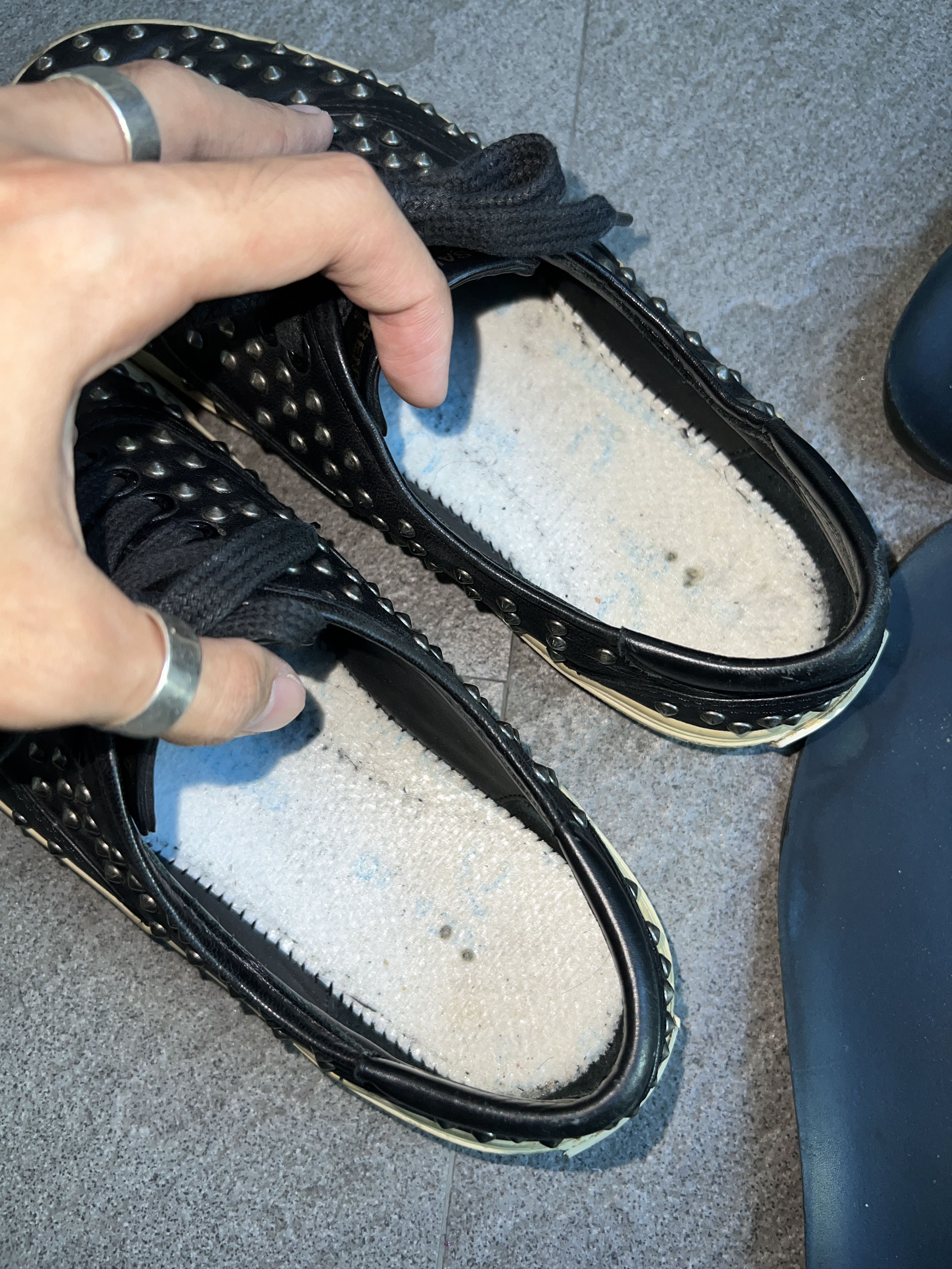 Saint Laurent Paris Saint Laurent Studded Leather Sneakers Black EU41 Size US 8 / EU 41 - 15 Thumbnail