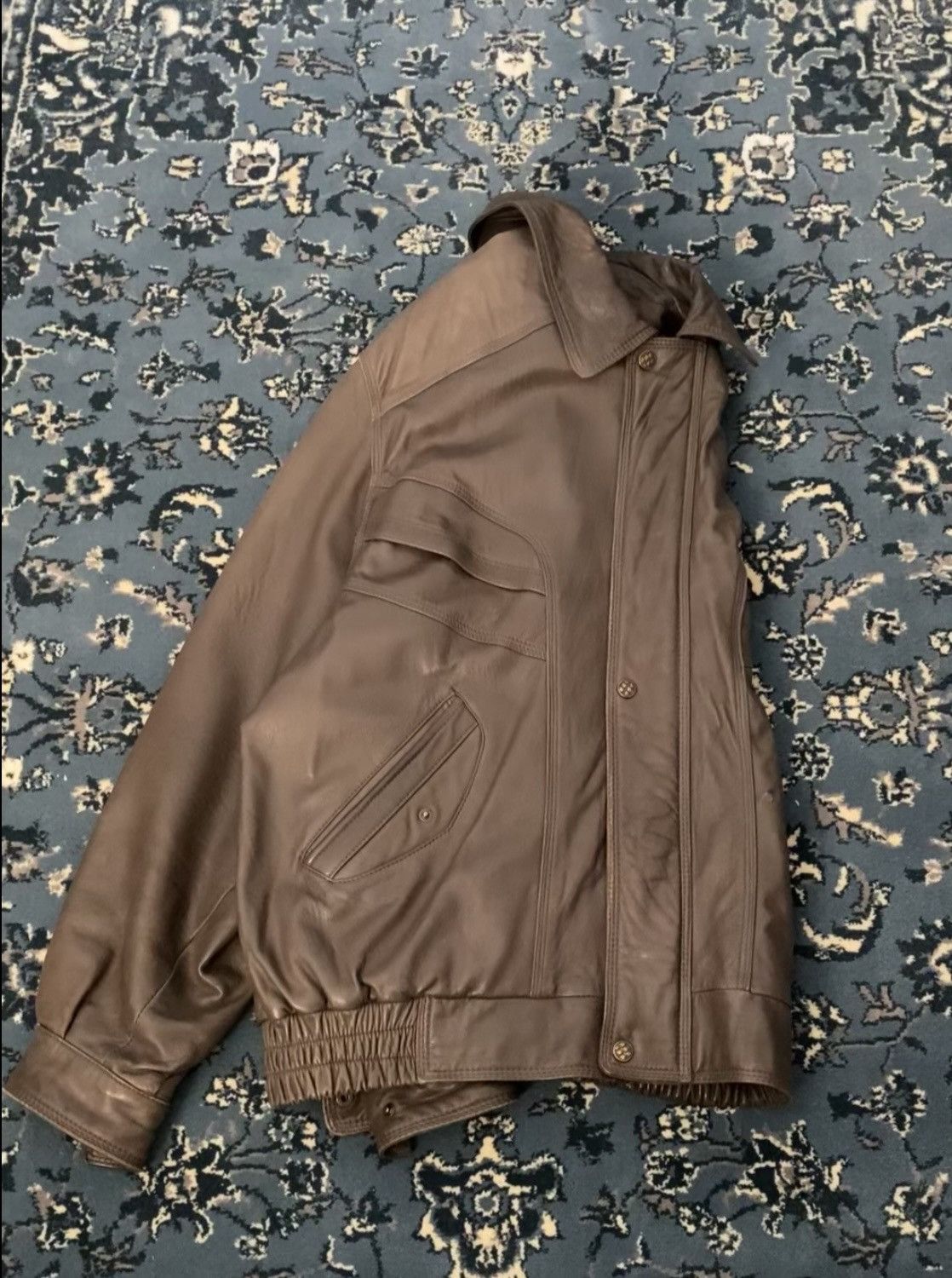 Vintage Vintage Brown Leather Jacket Size US L / EU 52-54 / 3 - 4 Thumbnail