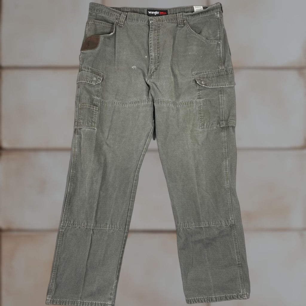 Wrangler Wrangler Riggs Workwear Cargo Pants Mens 42x34 Green Ripstop Utility Workwear Cargo Pocket Size US 42 / EU 58 - 1 Thumbnail