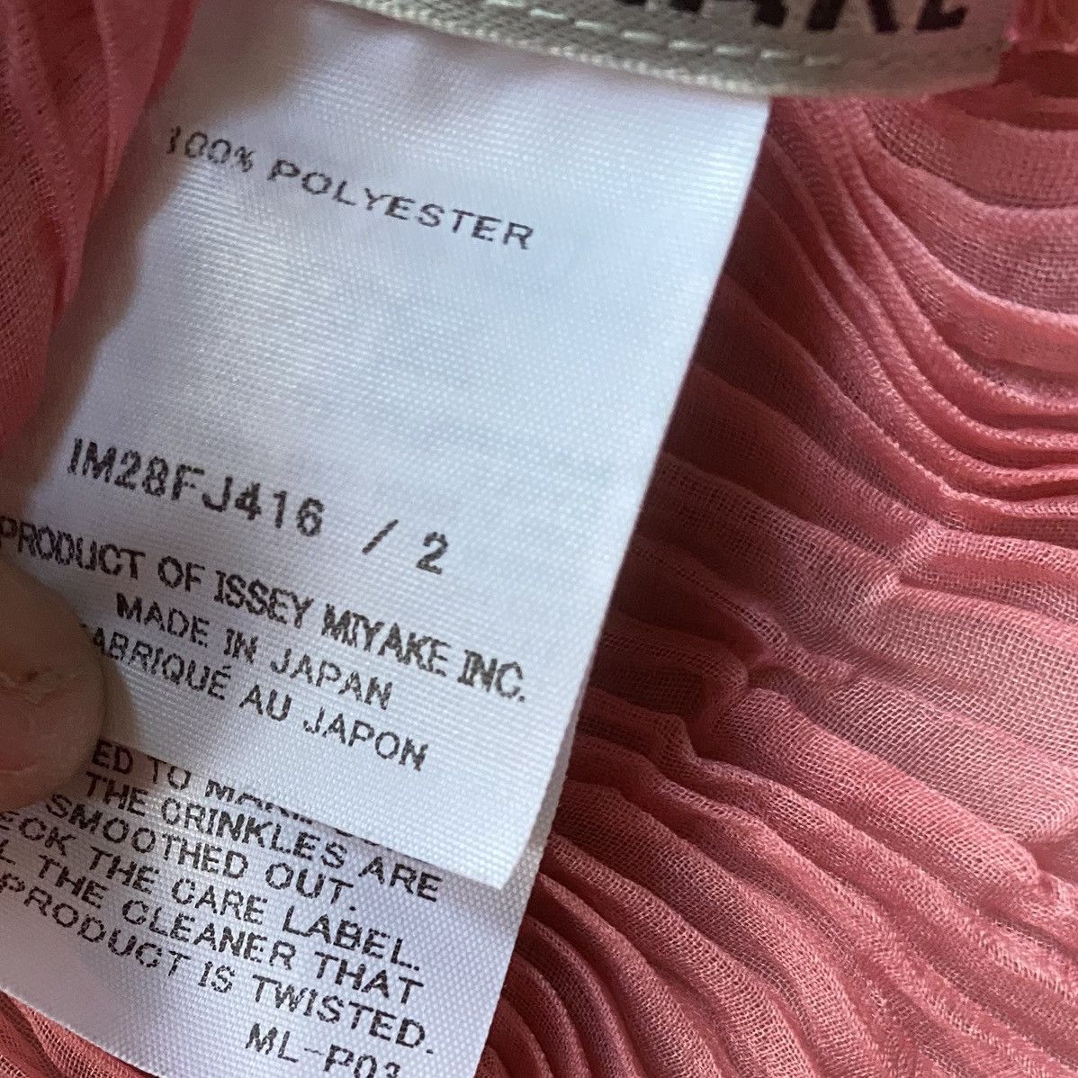 Issey Miyake Wavy Sheer Pleats Twisted Top Size M / US 6-8 / IT 42-44 - 8 Thumbnail