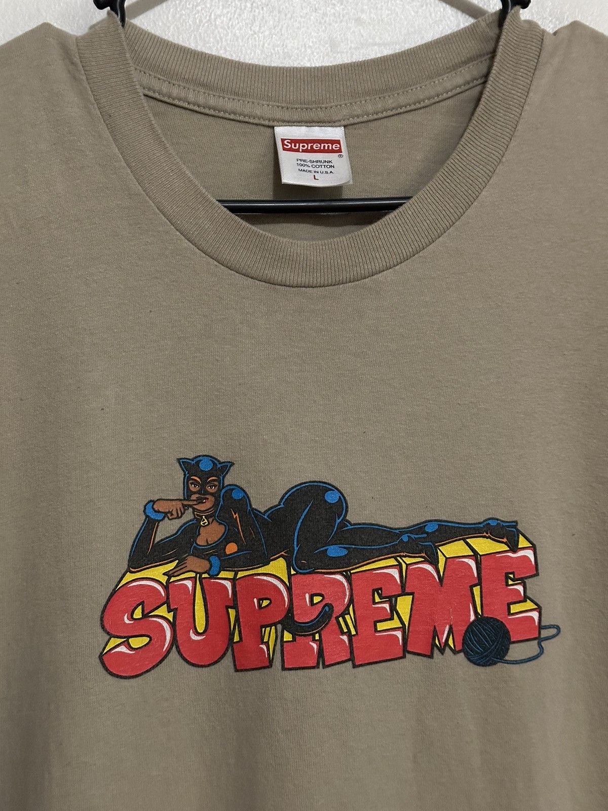 Supreme Supreme Catwoman Tee Size US L / EU 52-54 / 3 - 2 Thumbnail