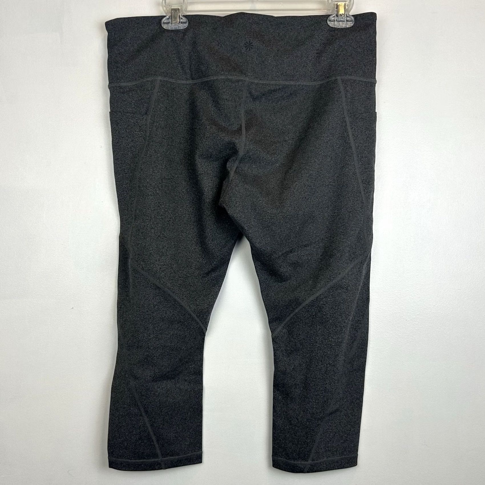 Athleta Athleta Gray Leggings Woman XL Cropped Pants Pockets High Rise Activewear 54023 Size 40" / US 18 - 2 Thumbnail