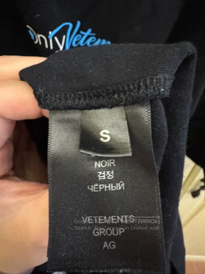 Vetements VETEMENTS Parody short-sleeve Size US S / EU 44-46 / 1 - 6 Thumbnail