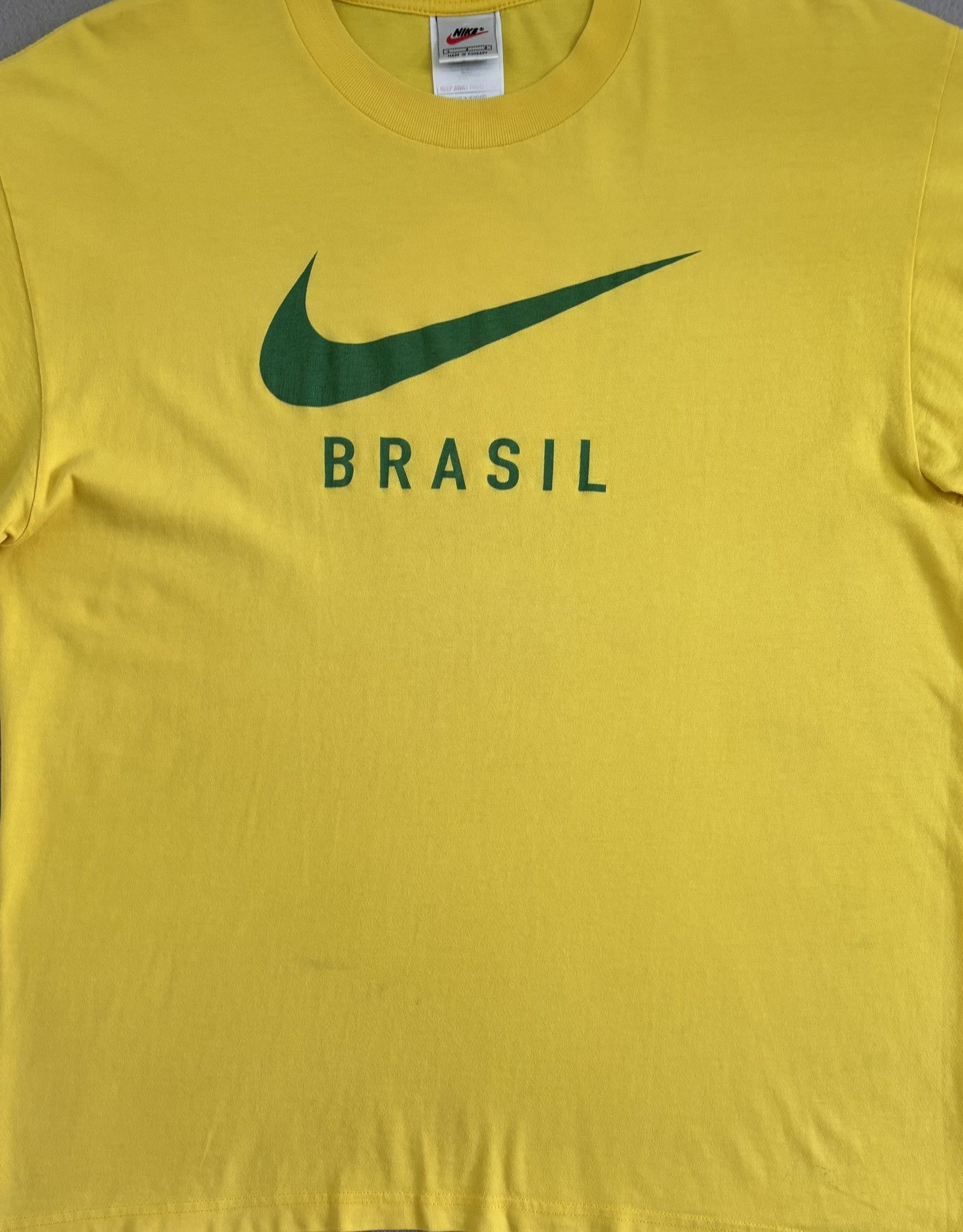 Nike T-Shirt Brazil 90s Nike vintage large Size US L / EU 52-54 / 3 - 7 Thumbnail