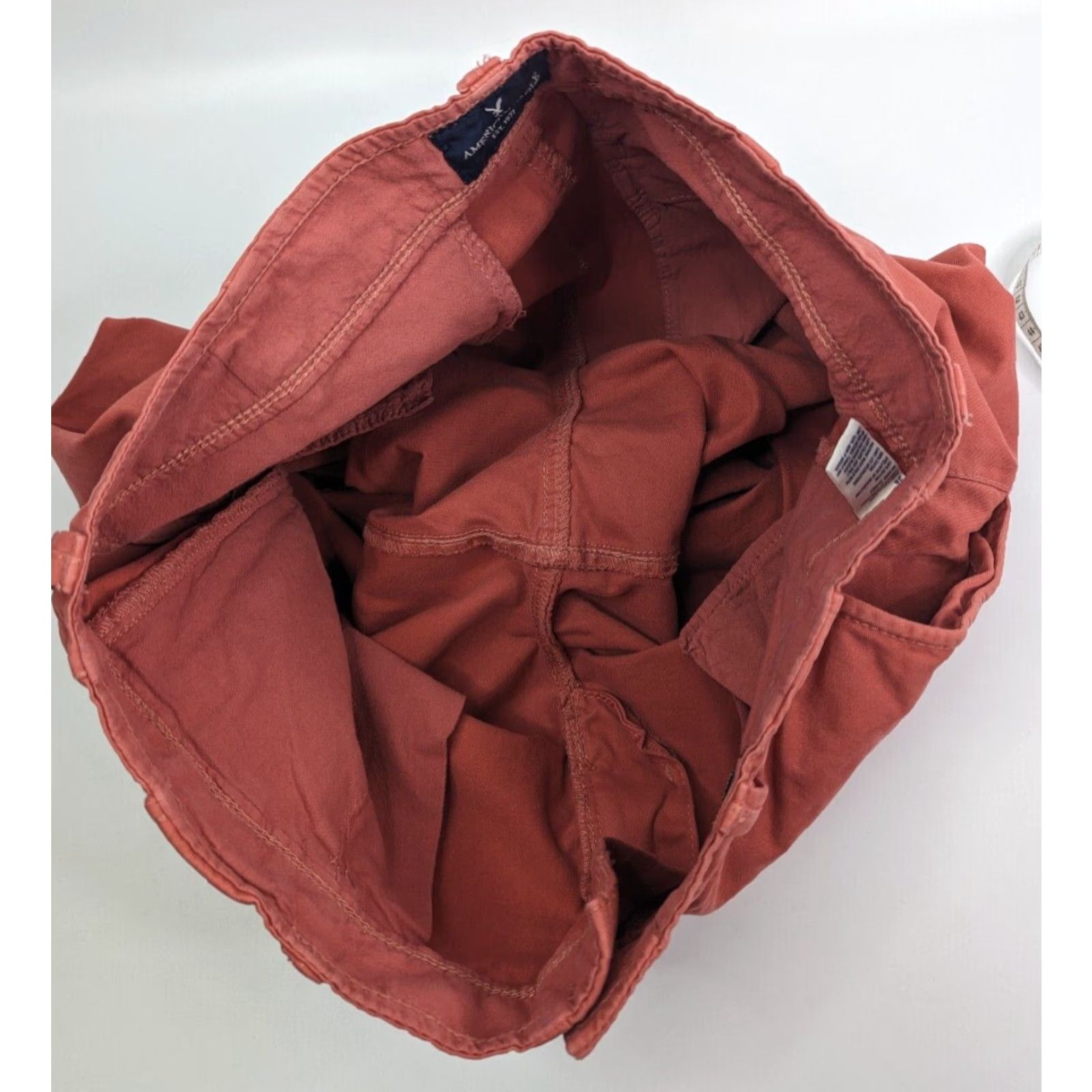 American Eagle Outfitters American Eagle Shorts Men's 34 100% Cotton Red Bermuda Chino Preppy Size US 34 / EU 50 - 6 Thumbnail