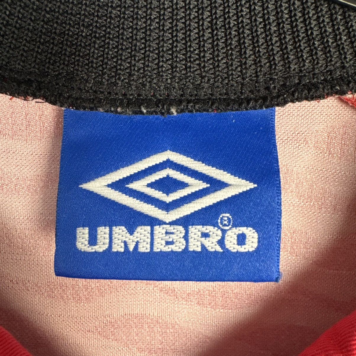 Umbro NAGOYA GRAMPUS EIGHT 1996/98 FOOTBALL SHIRT SOCCER JERSEY Size US M / EU 48-50 / 2 - 3 Thumbnail