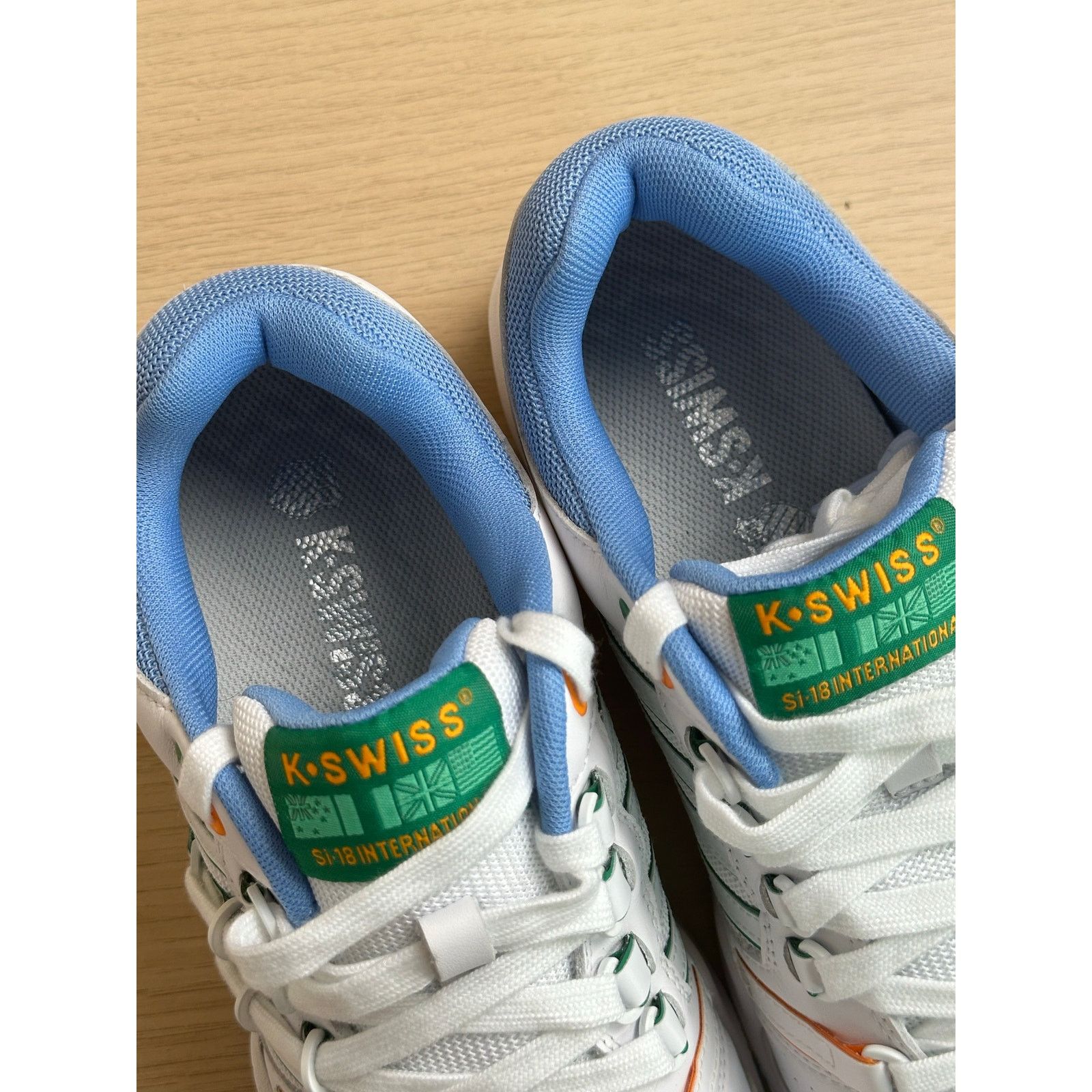 K-Swiss K-SWISS Si-18 International White Sneaker Size 9W - NEW Size US 9 / IT 39 - 7 Thumbnail