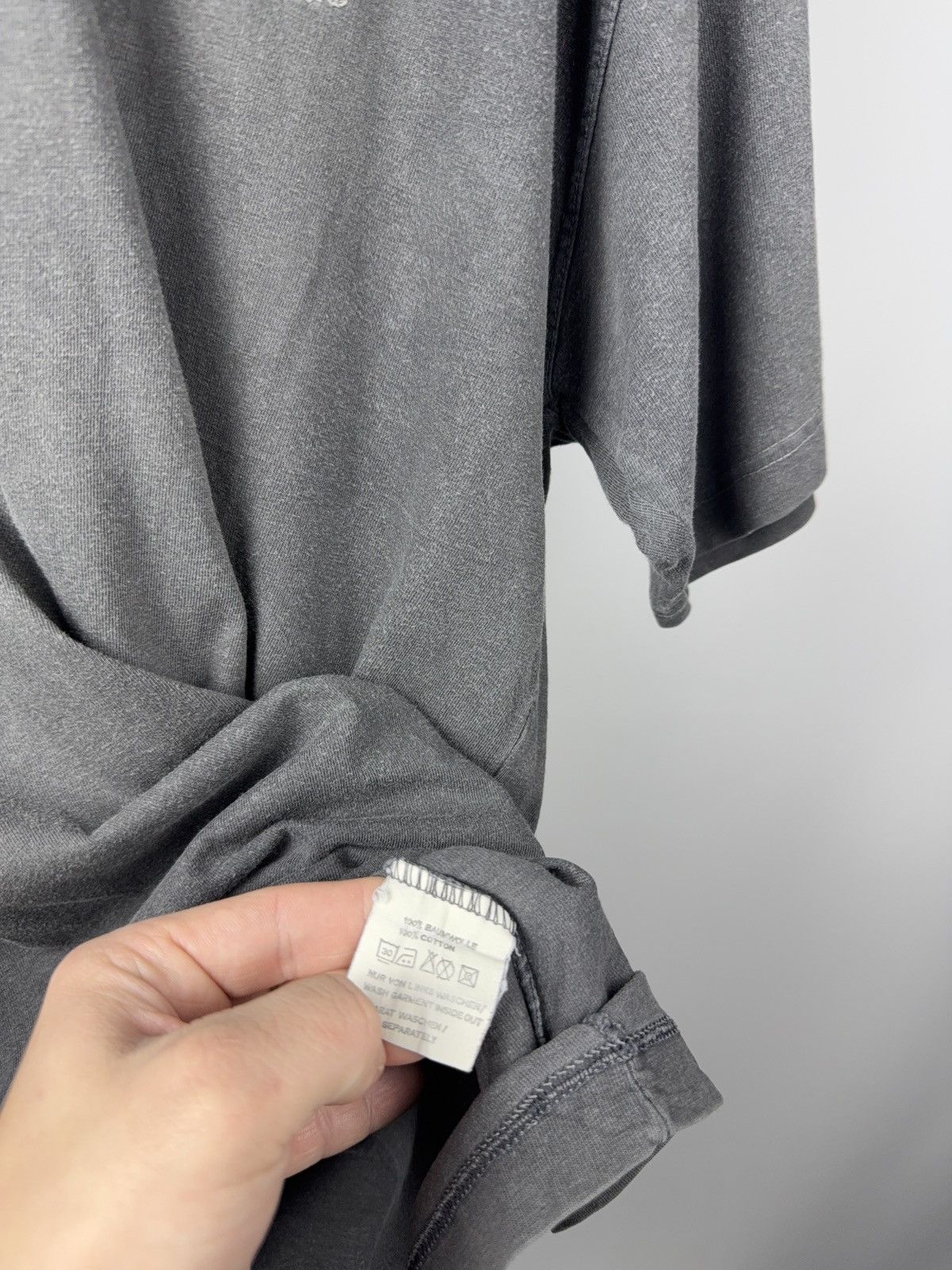 Levi's Vintage Clothing 00s Levi’s 501 Worldwide Legend Washed Grey Vintage Tee XL Size US XL / EU 56 / 4 - 6 Thumbnail