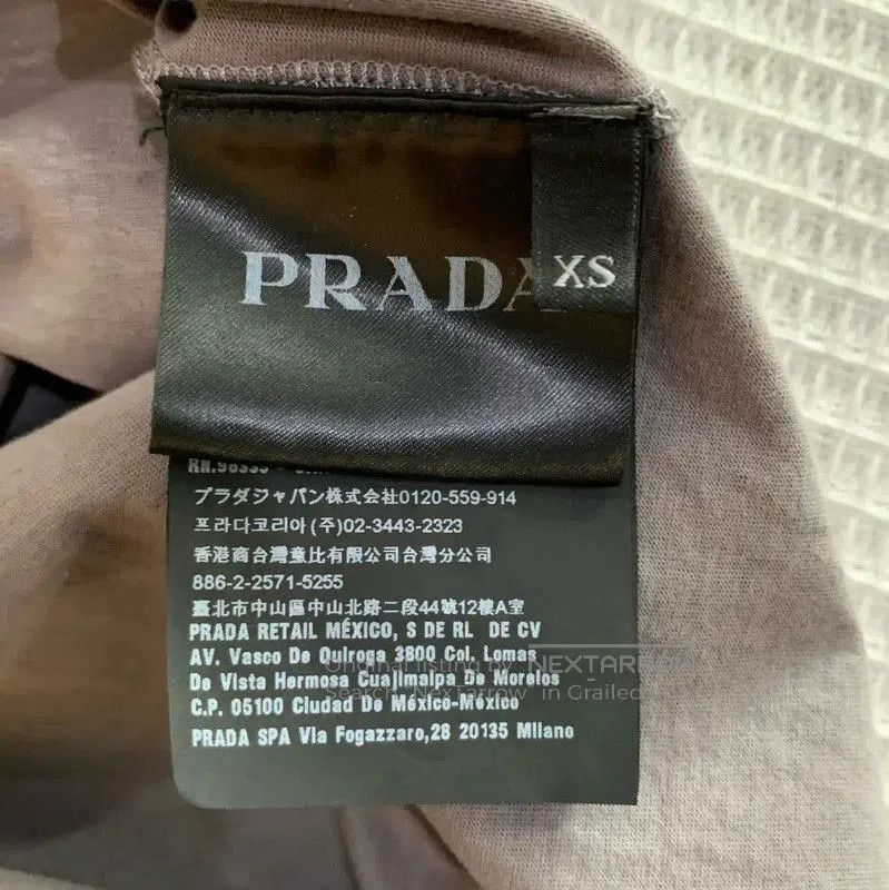 Prada Prada Grey Graphic Print Short Sleeve T-Shirt. Size US XS / EU 42 / 0 - 4 Thumbnail