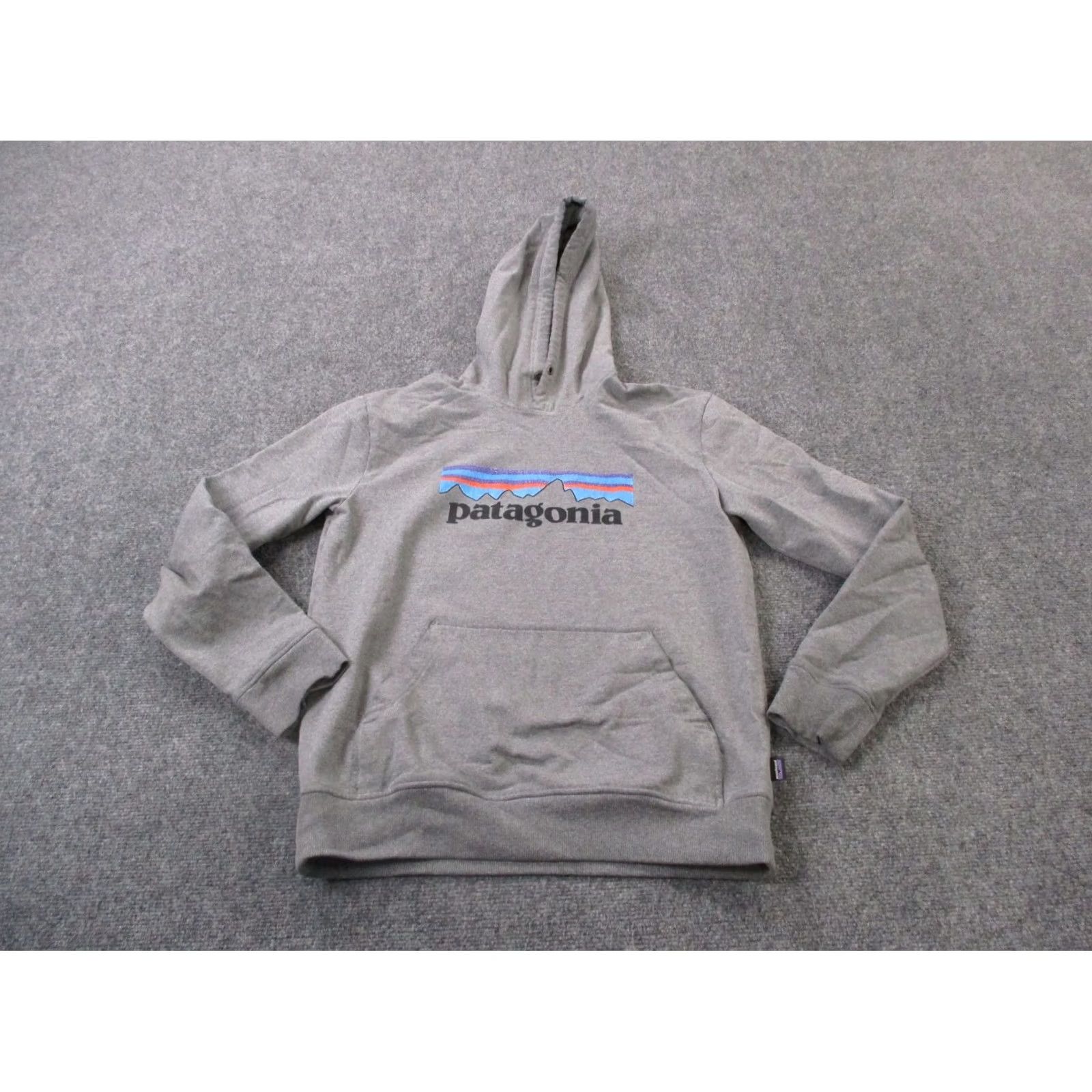 Patagonia Patagonia Hoodie Mens S Gray Logo Pullover Sweatshirt Regular Fit Hooded Knit Front Logo Size US S / EU 44-46 / 1 - 2 Thumbnail