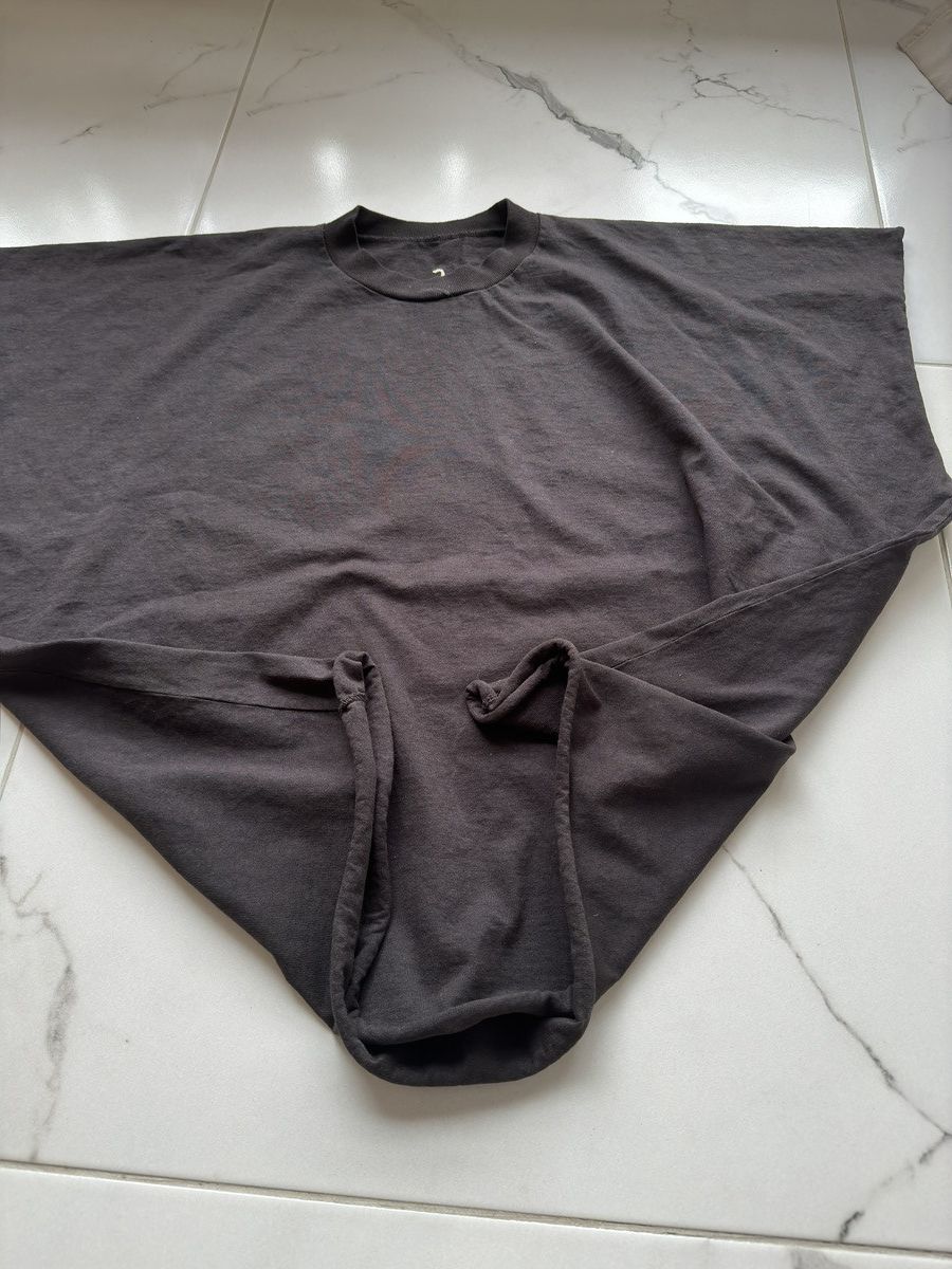Kanye West T-shirt one box Kanye West Size US M / EU 48-50 / 2 - 4 Thumbnail