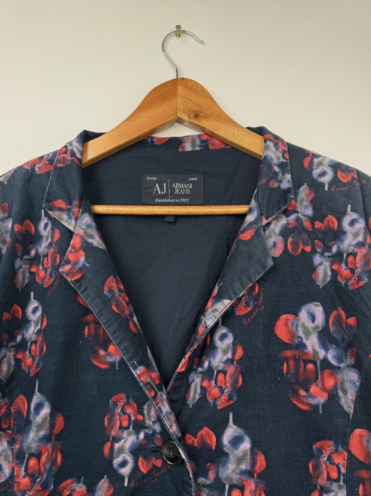 Armani Armani Jeans Women Velvet Floral Blazer Navy Red Size L Size L / US 10 / IT 46 - 2 Thumbnail