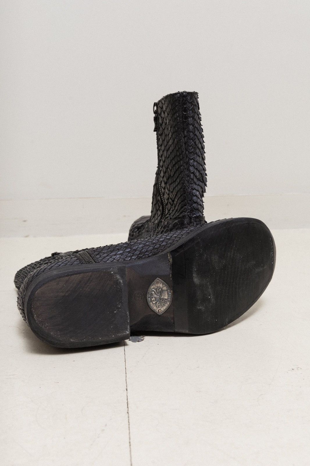 Carpe Diem Full snake skin leather ankle boots Size US 7 / IT 37 - 4 Thumbnail