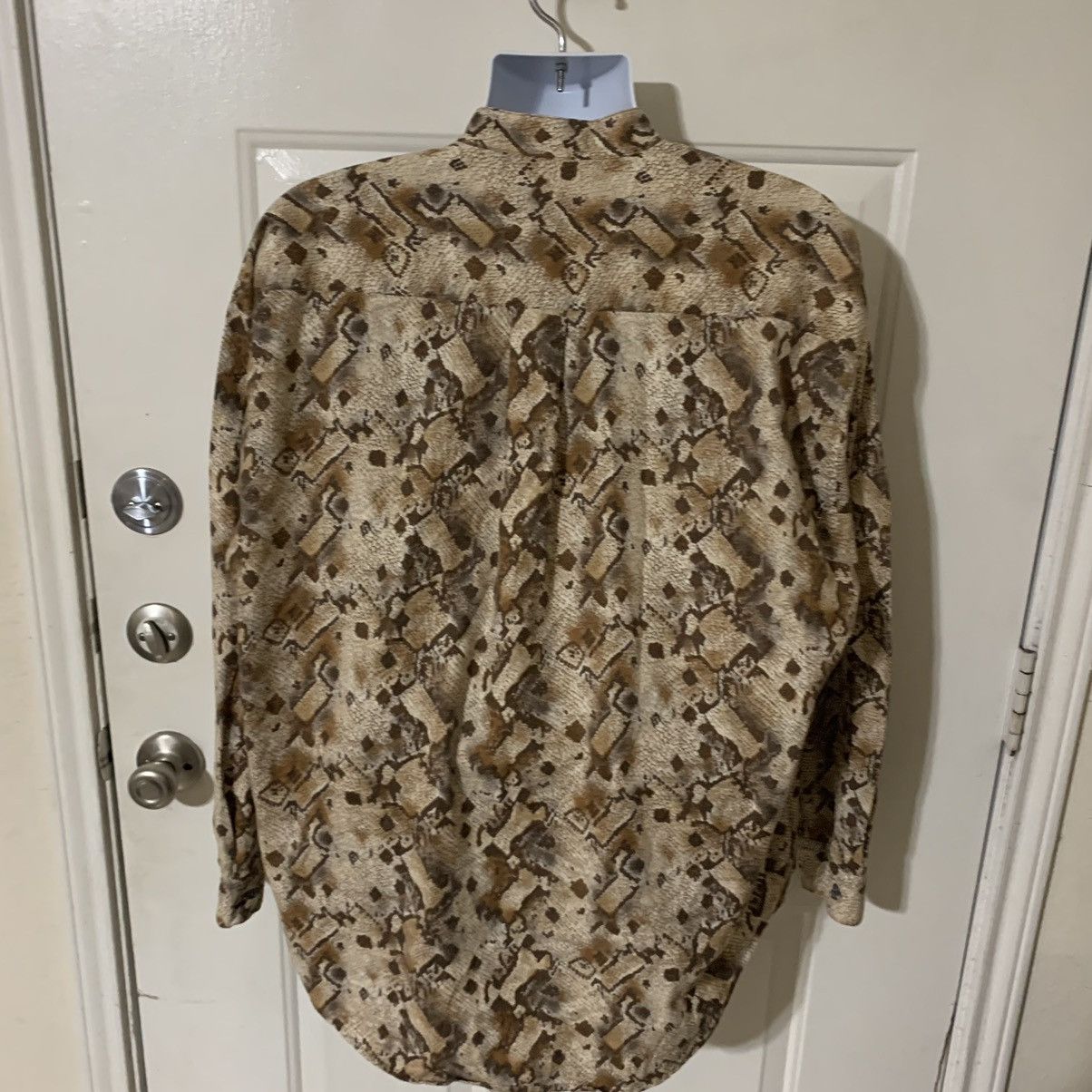 Perry Ellis × Vintage Snakeskin print Banded collar shirt Size US L / EU 52-54 / 3 - 5 Thumbnail