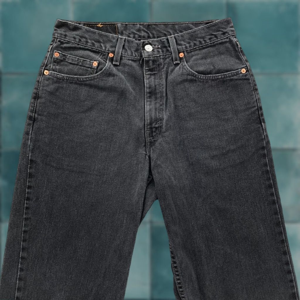 VINTAGE Levi's Jeans Mens 33x34 Levi's 550 Black Denim 2000 Y2K Relaxed Tapered Leg Comfort Pockets USA Cowboy Western 5-Pocket Mens