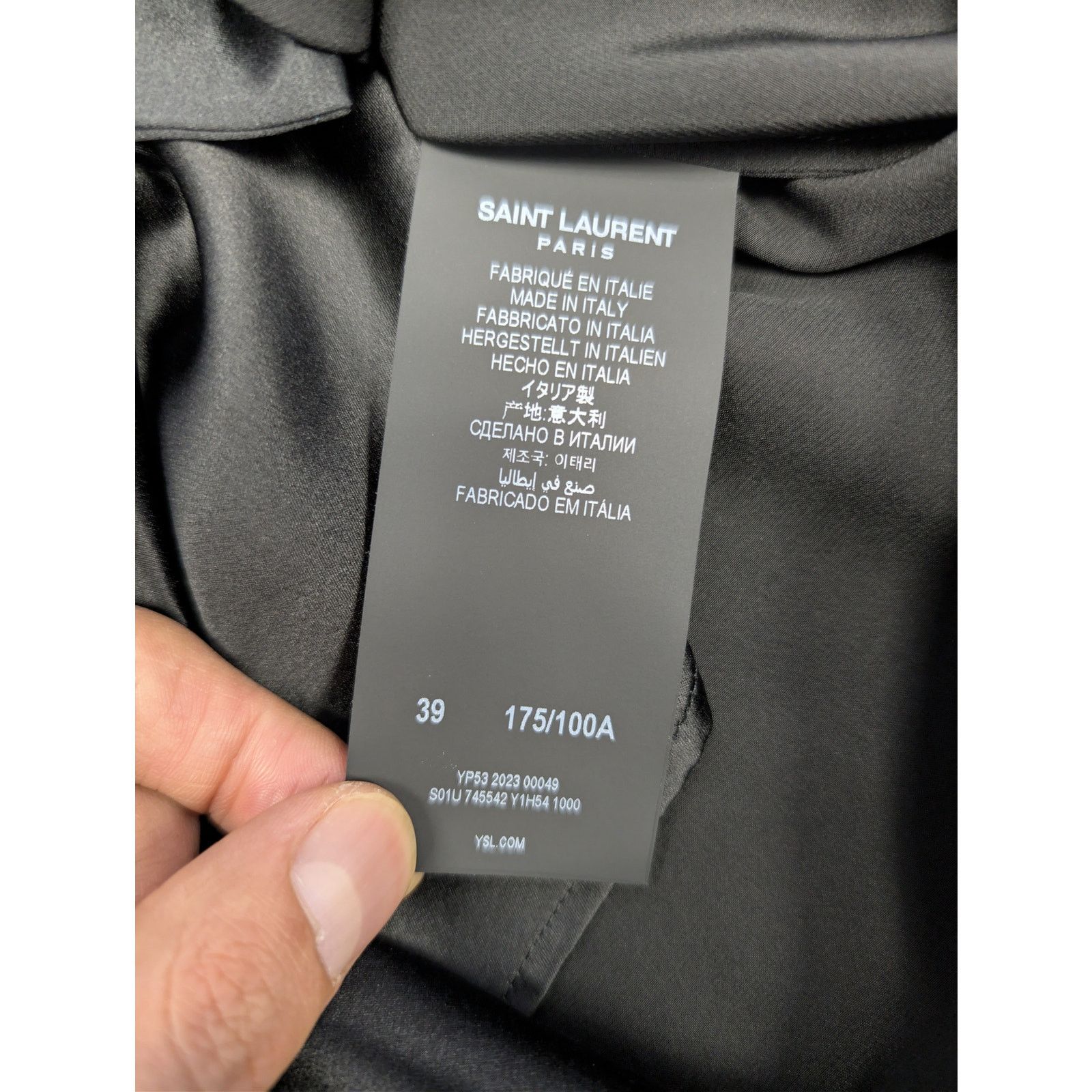 Saint Laurent Paris o1rshd1 silk shirt with a bow at the neck in Black Size US S / EU 44-46 / 1 - 16 Thumbnail