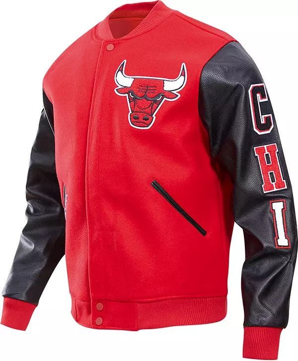 Pro Standard Pro Standard NBA Chicago Bulls Home Town Wool Red Varsity Size US S / EU 44-46 / 1 - 2 Thumbnail