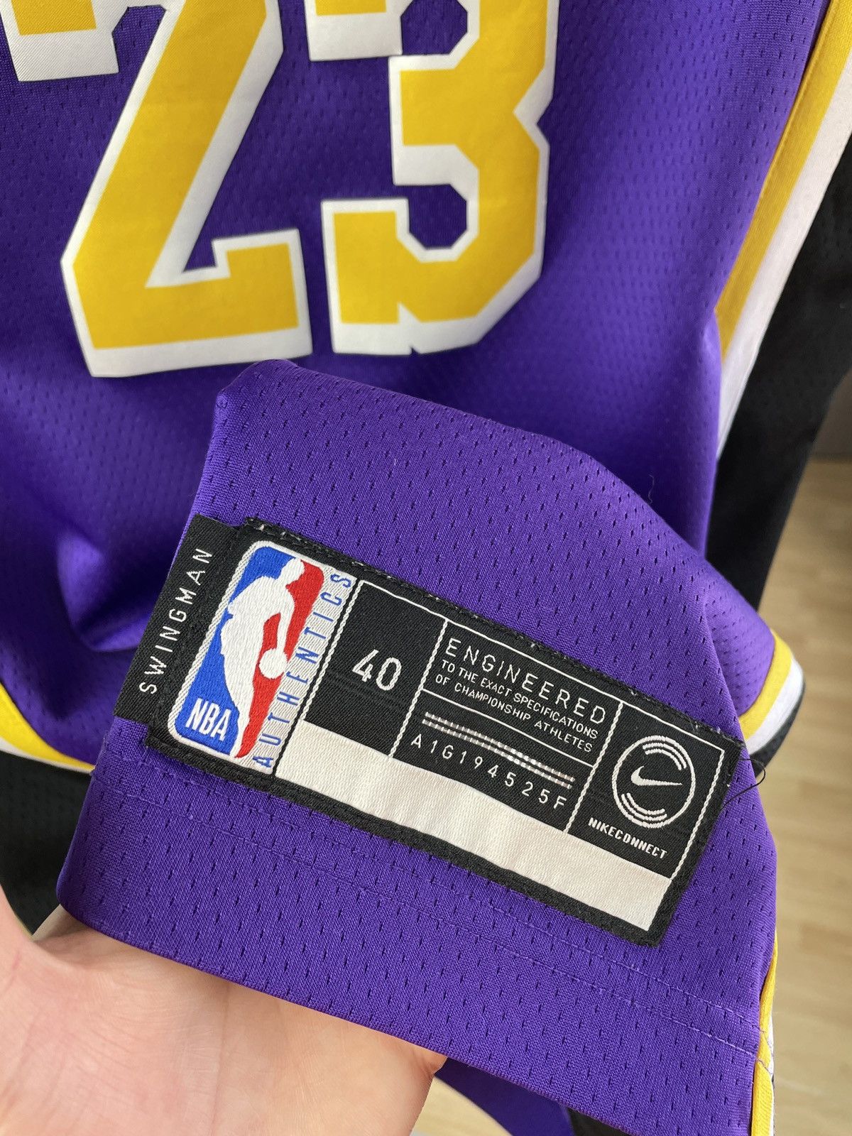 NBA Vintage Nike Lakers Lebron James 23 NBA Jersey Tee Shirt Size US S / EU 44-46 / 1 - 9 Thumbnail
