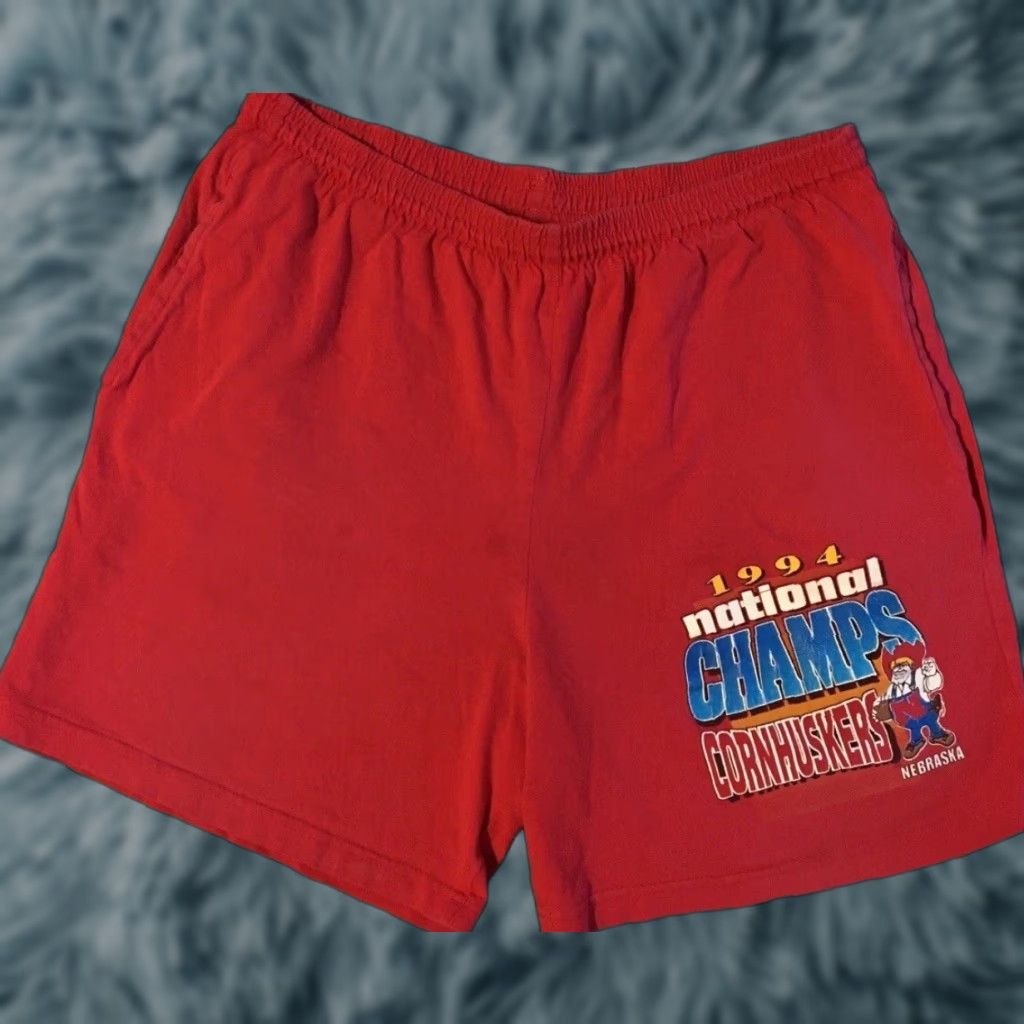VINTAGE 90s University Of Nebraska Cornhusker’s 1994 National Champs Faded Shorts L Red