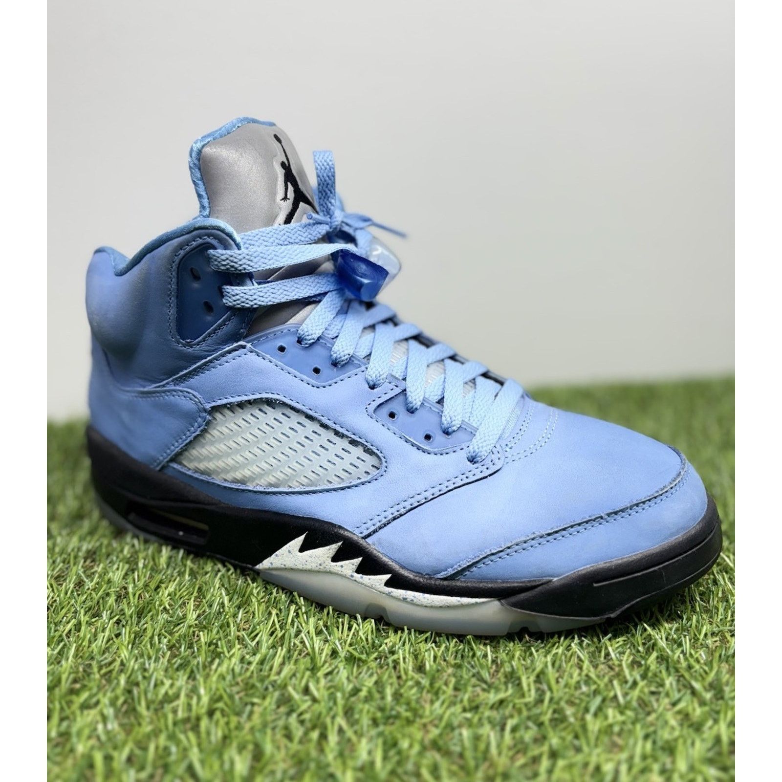 Jordan Brand Air Jordan 5 Retro SE Mid ' UNC ' | GREAT CONDITION! Size US 9 / EU 42 - 5 Thumbnail
