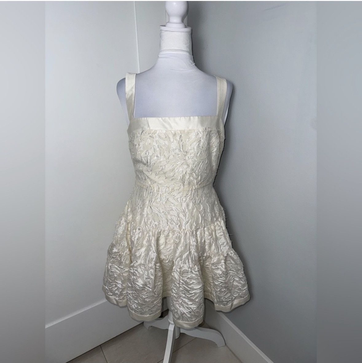 Jonathan Simkhai Simkhai Laila Tiered Jacquard Mini Dress/Size 0 Size XS / US 0-2 / IT 36-38 - 3 Thumbnail