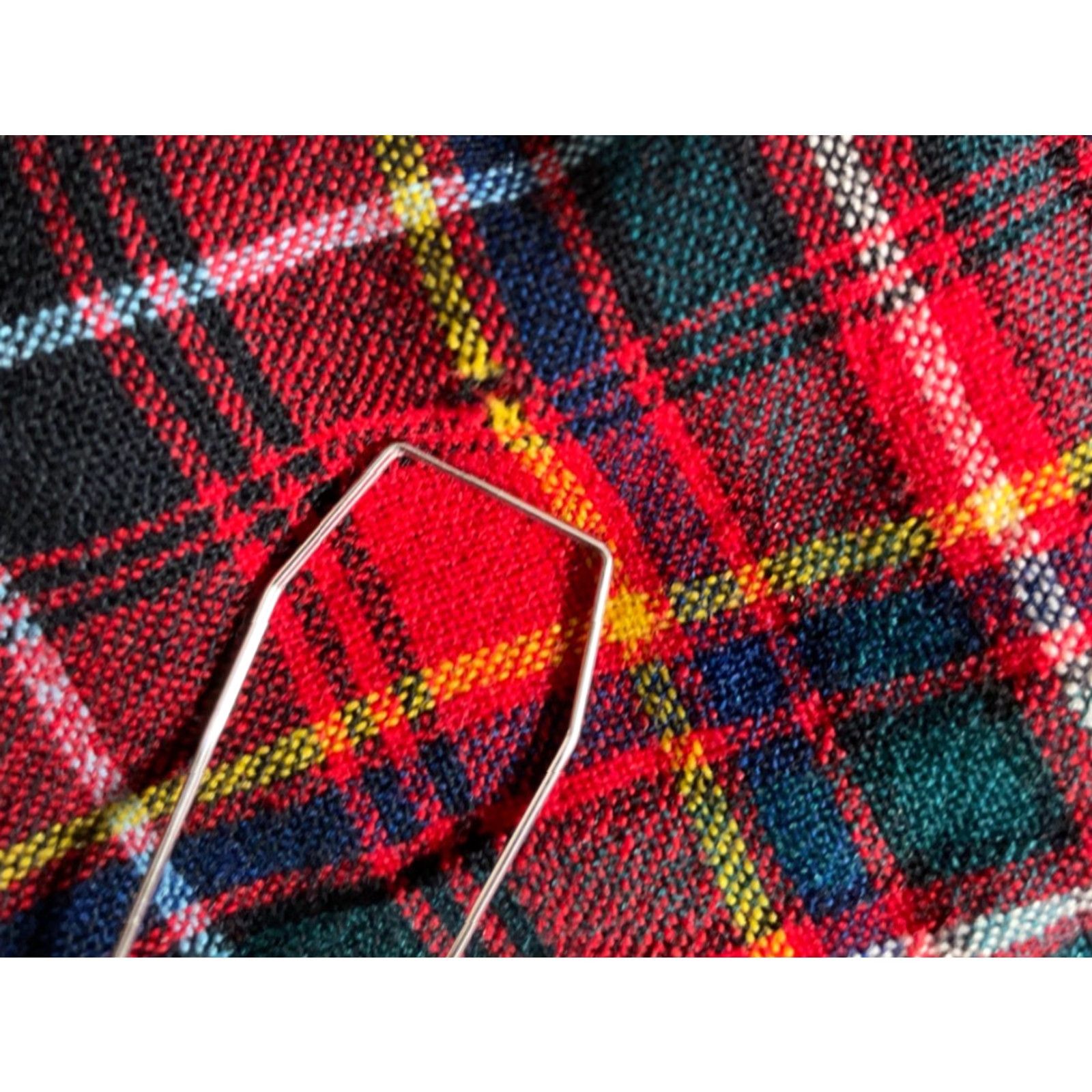 Pendleton VINTAGE Pendleton Board Shirt Wool Red Plaid 70s 60s 70s Grunge Button-Up Collar Loop Collar Large Mens Wool Flannel Casual Workwear Size US L / EU 52-54 / 3 - 6 Thumbnail
