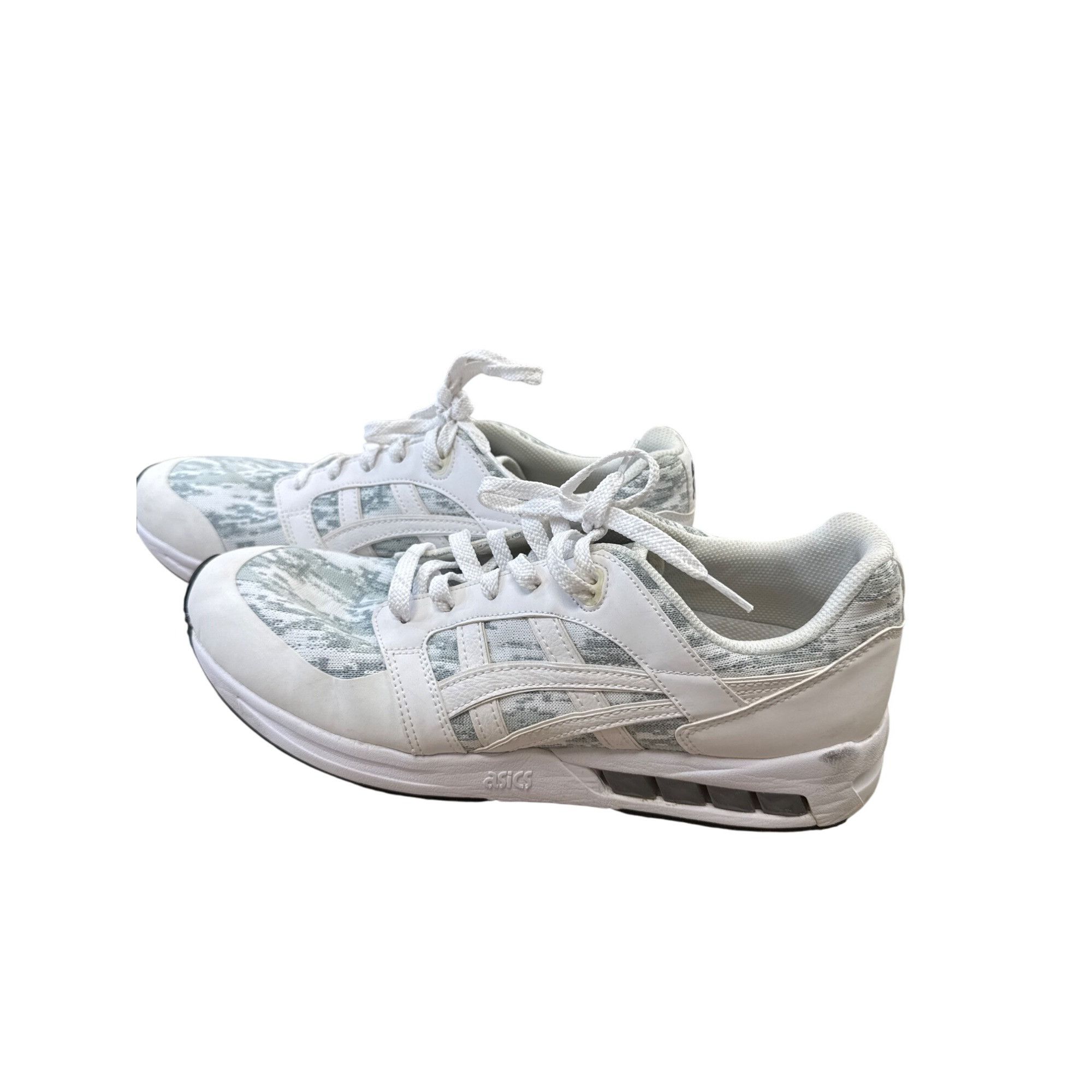 Asics Asics Gel-saga White & Gray Running Shoes Size 11 SKU 7383 Size US 11 / EU 44 - 3 Thumbnail