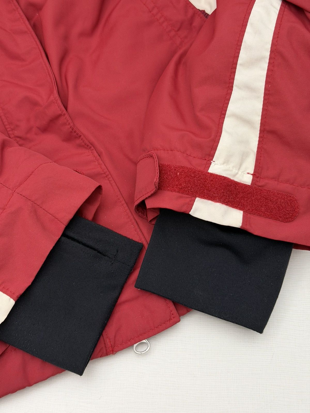Helly Hansen Vintage Helly Hansen Ski Jacket Waterproof Insulated Wmn’s M Size M / US 6-8 / IT 42-44 - 14 Thumbnail