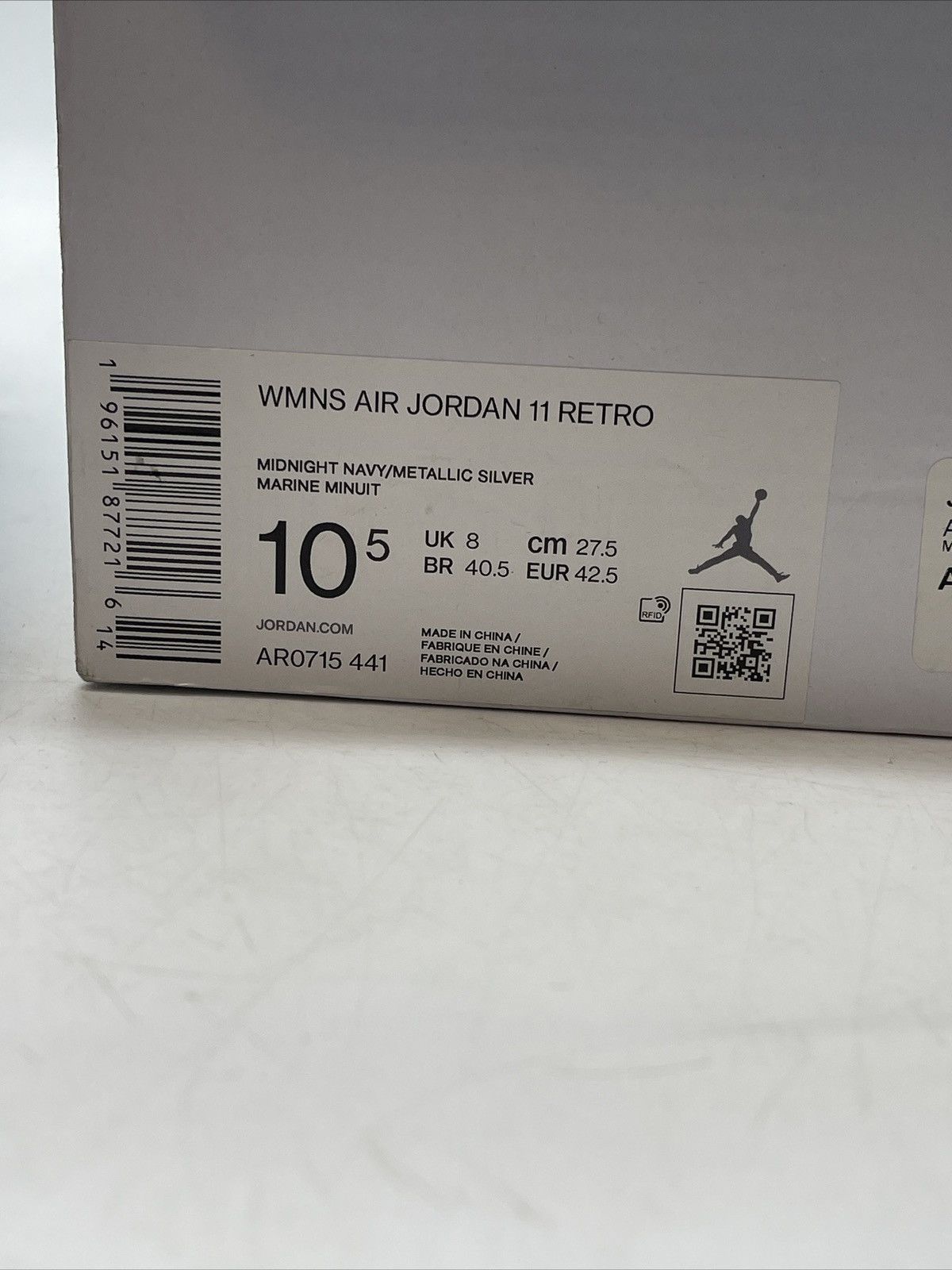 Jordan Brand Air Jordan 11 midnight navy velvet Size US 10.5 / IT 40.5 - 9 Thumbnail