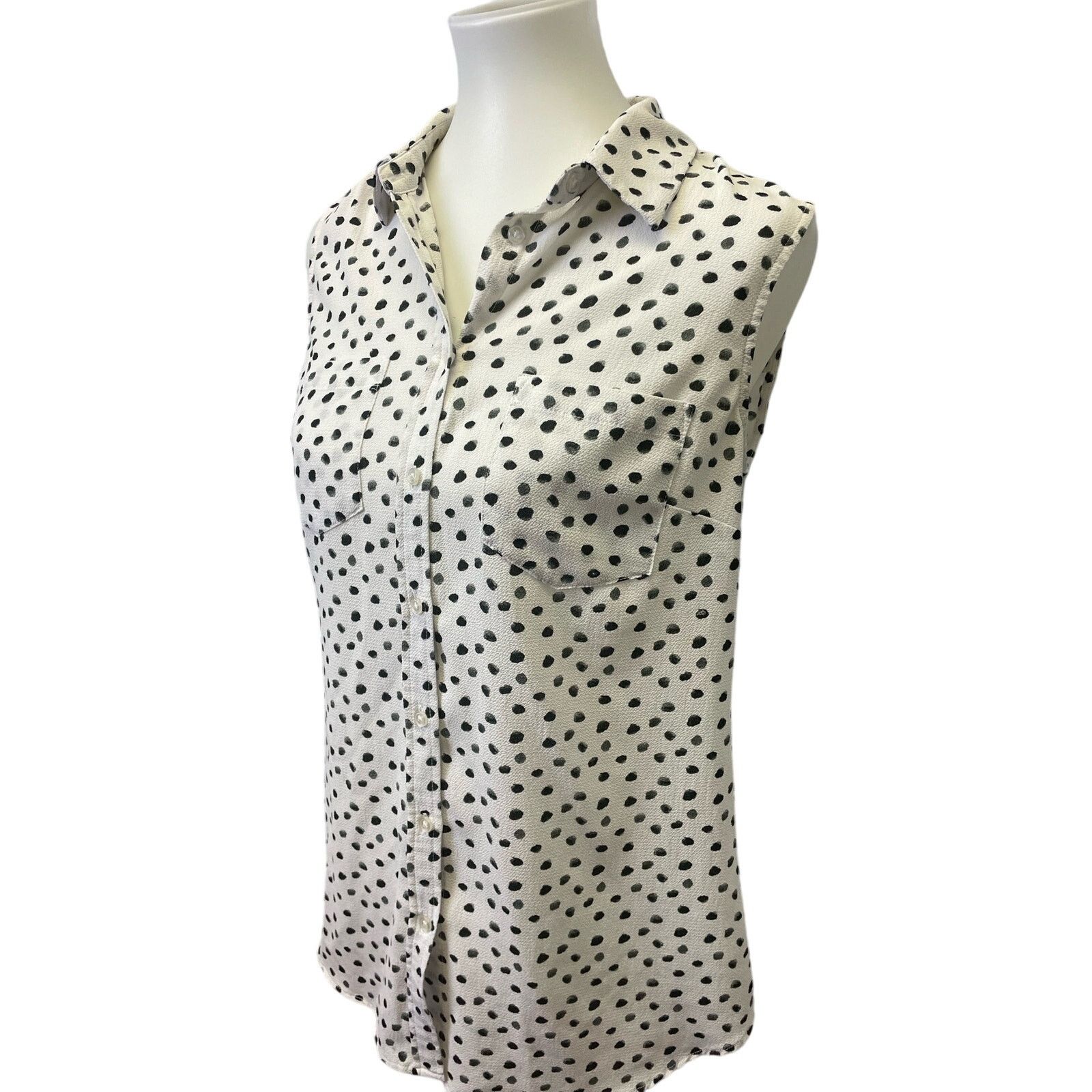H&M 2 Merona Medium H&M Sleeveless Polka Dot Button Up Tank Tops Size M / US 6-8 / IT 42-44 - 2 Thumbnail