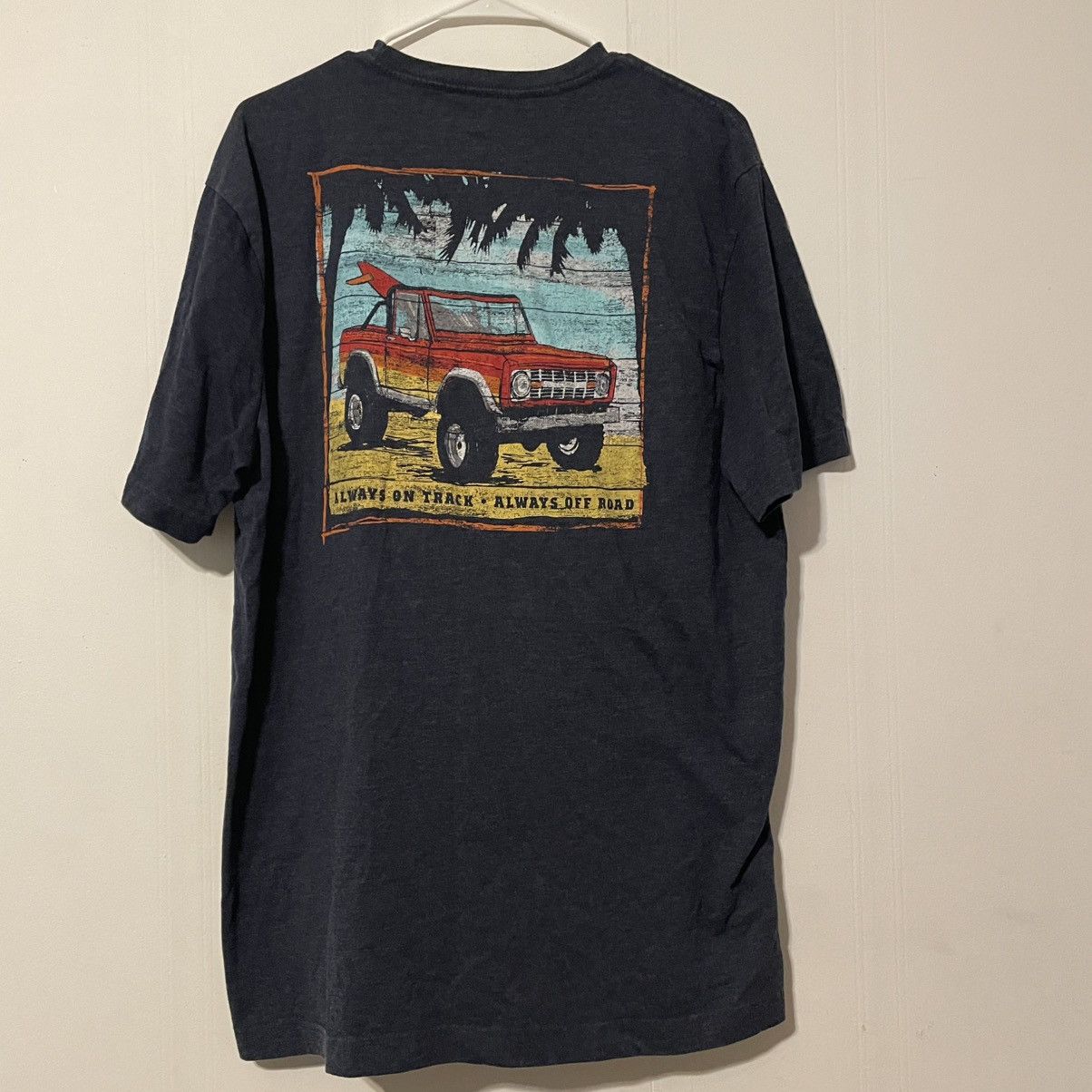 G.H. Bass & Co. G.H. Bass & Co Blue Short Sleeve Graphic T Shirt Size US XL / EU 56 / 4 - 1 Thumbnail