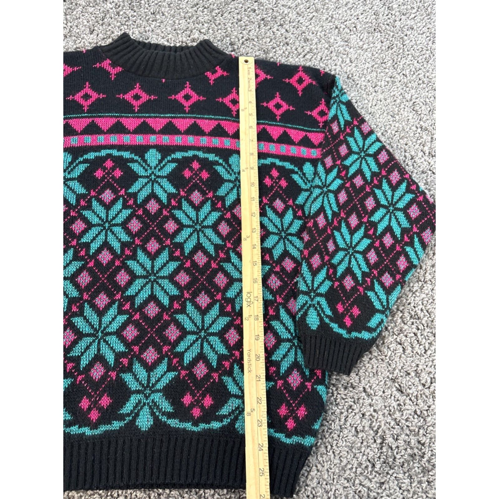 Vintage VINTAGE Rose Sweater Womens M Chunky-Knit Floral Fair Isle Sparkle Party Crew Neck Pullover Acrylic Pink Modern Womens Rose Resort Style Size M / US 6-8 / IT 42-44 - 2 Thumbnail