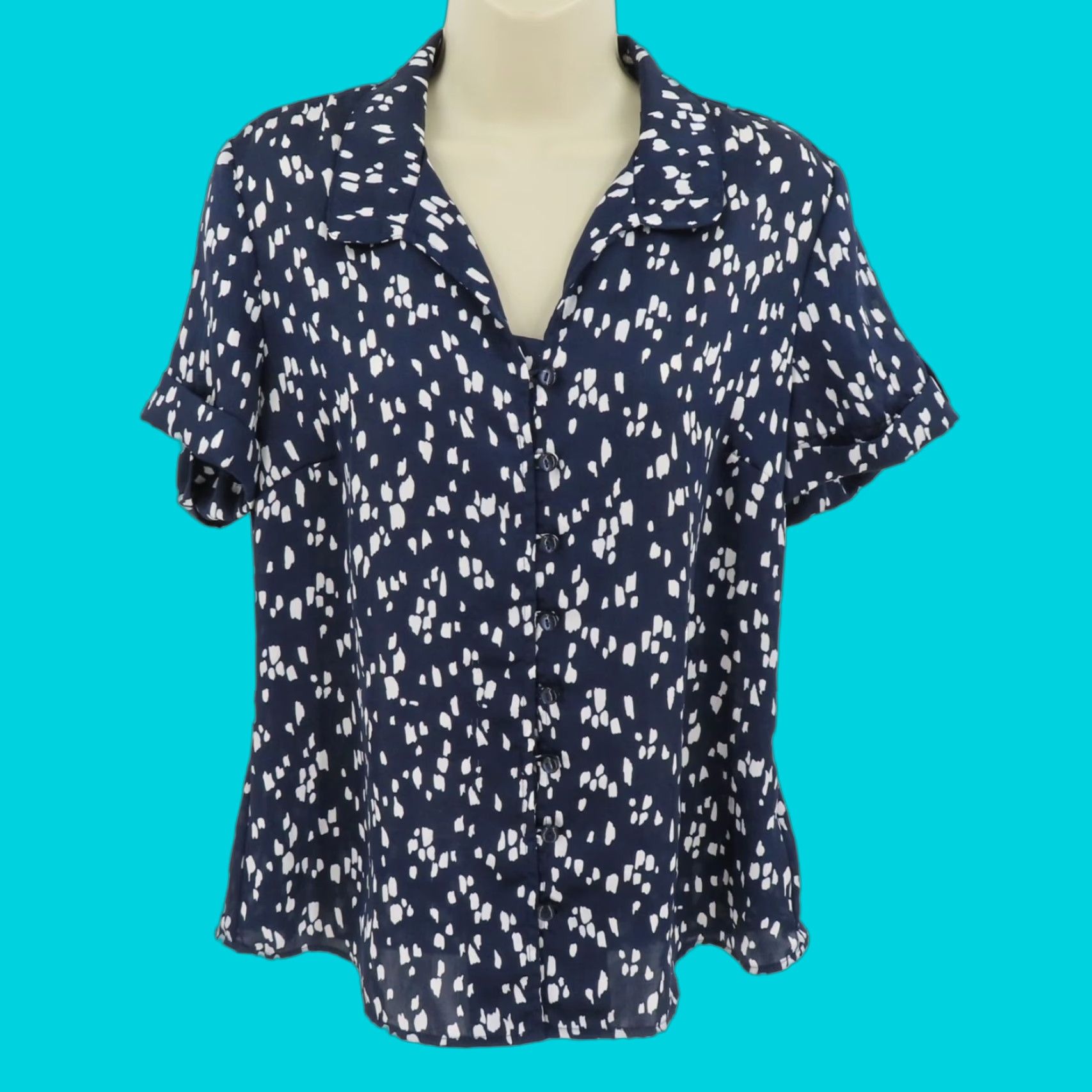 Coldwater Creek VINTAGE? No — Coldwater Creek Shirt Blouse Collared Button Front Short Sleeve Women’s Small Blue White Modern Woman Blouse Shirt Top Mens? Girls? Size S / US 4 / IT 40 - 1 Thumbnail