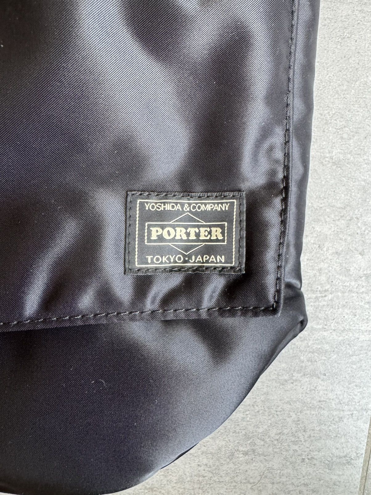 Porter Porter Yoshida & Co All New Tanker 2 Way Helmet Bag Black Size ONE SIZE - 3 Thumbnail
