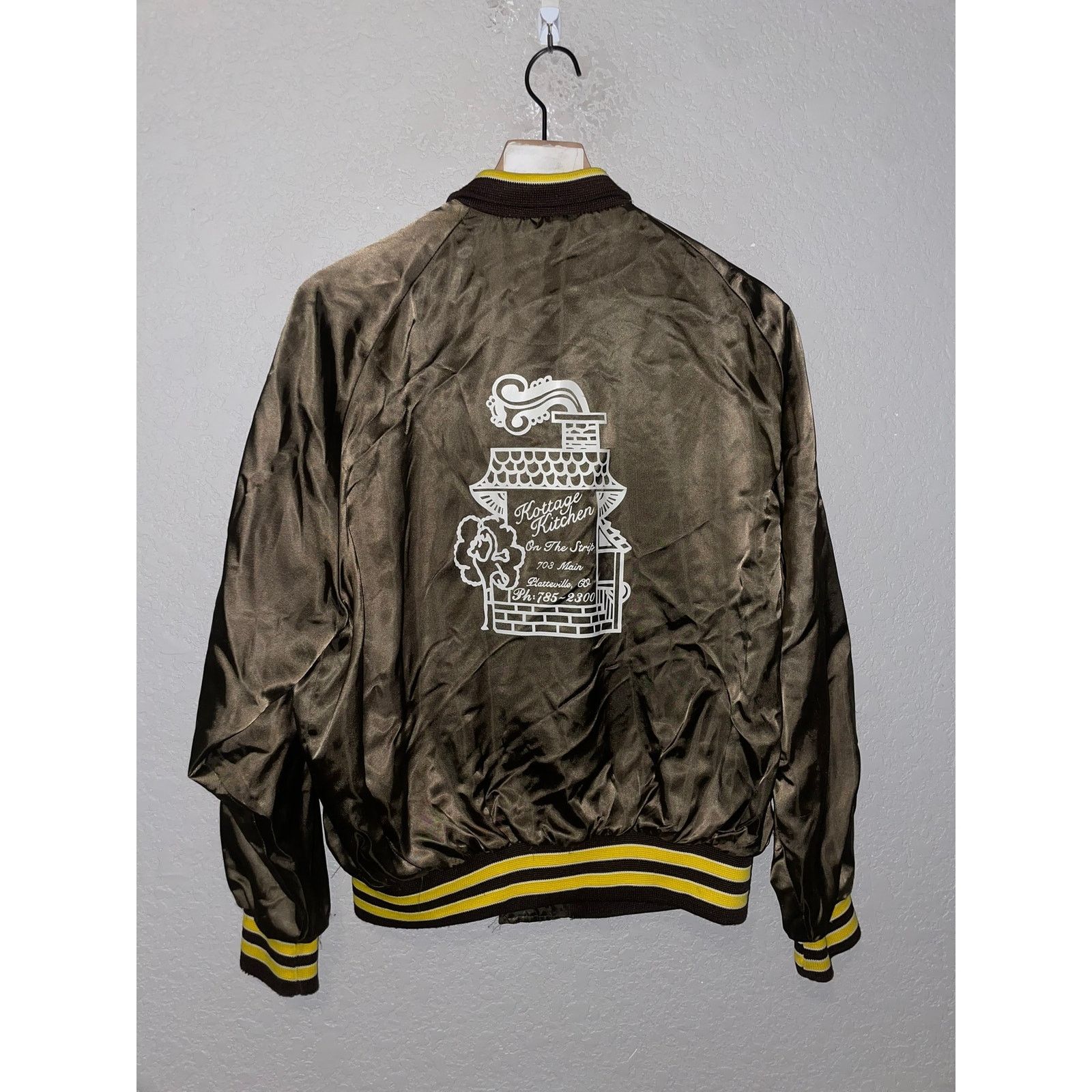 Vintage Vintage Brown Nylon Bomber Jacket Kottage Kitchen VTG 80s L Size US L / EU 52-54 / 3 - 1 Thumbnail