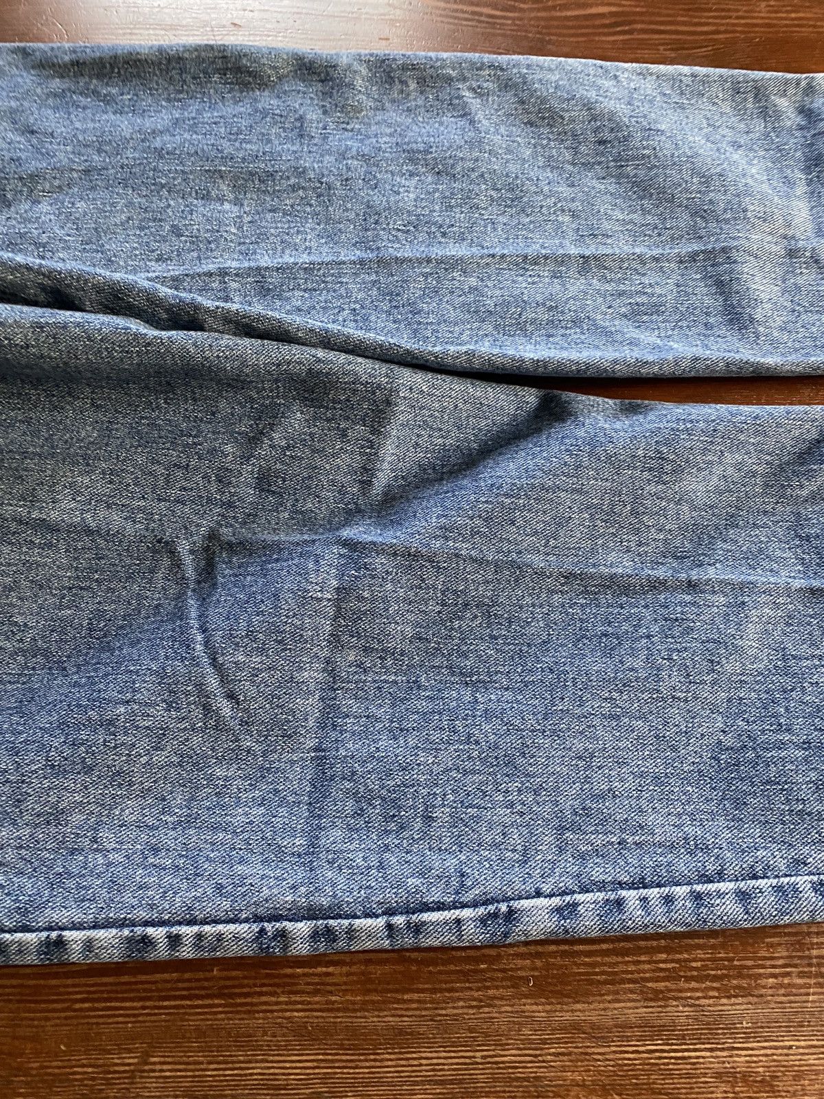 Levi's Vintage 1993 Levi’s 550 Relaxed Fit Blue Denim Jean 35x30 Size US 35 - 5 Thumbnail