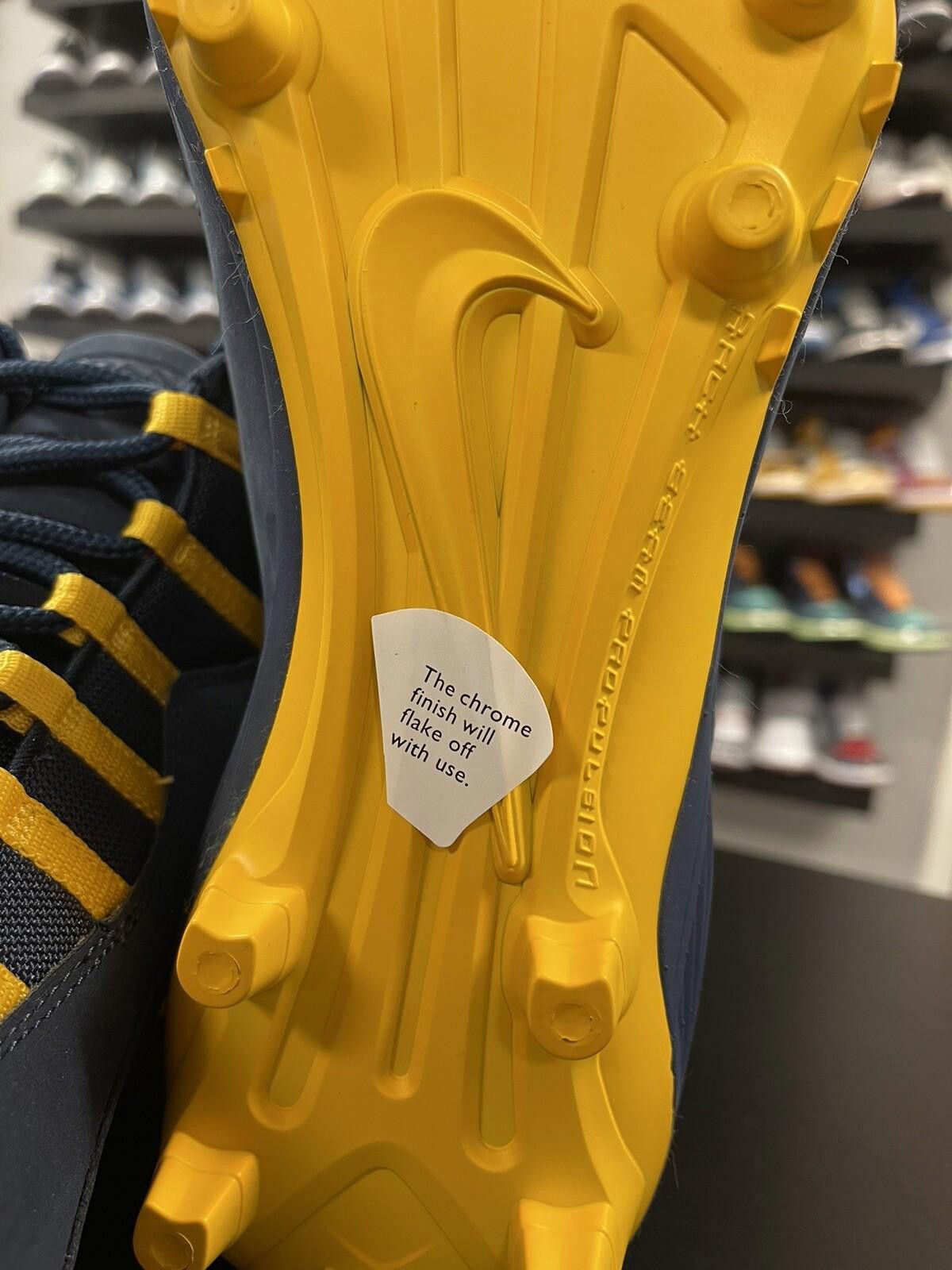 Jordan Brand Size 13 - Air Jordan 10 Michigan Wolverines PE DC1142-407 Size US 13 / EU 46 - 9 Thumbnail