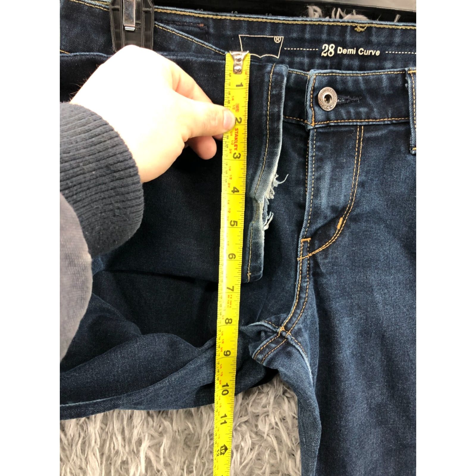 Levi's Levi's Jeans 28 Womens Skinny Denim Dark Blue 5-Pocket Levi’s Demi Curve Regular Size 28" / US 6 / IT 42 - 4 Thumbnail